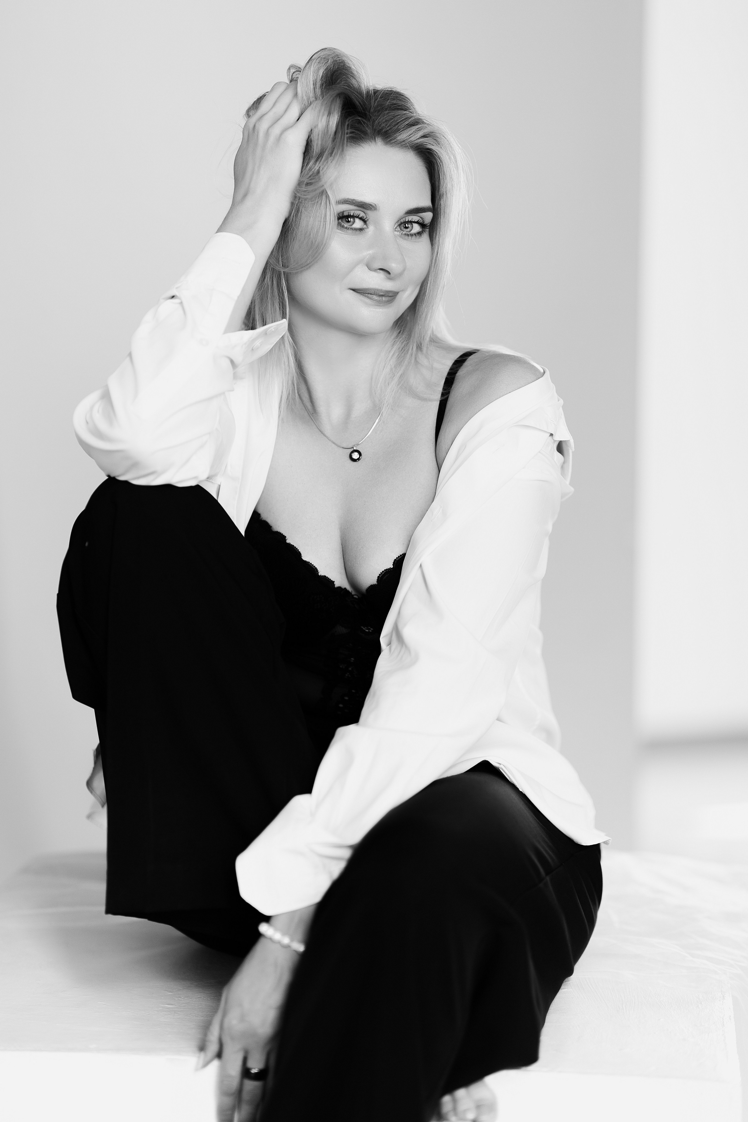 ЧБ Серия в фотостудии. Профессиональный фотограф Надежда Антонова