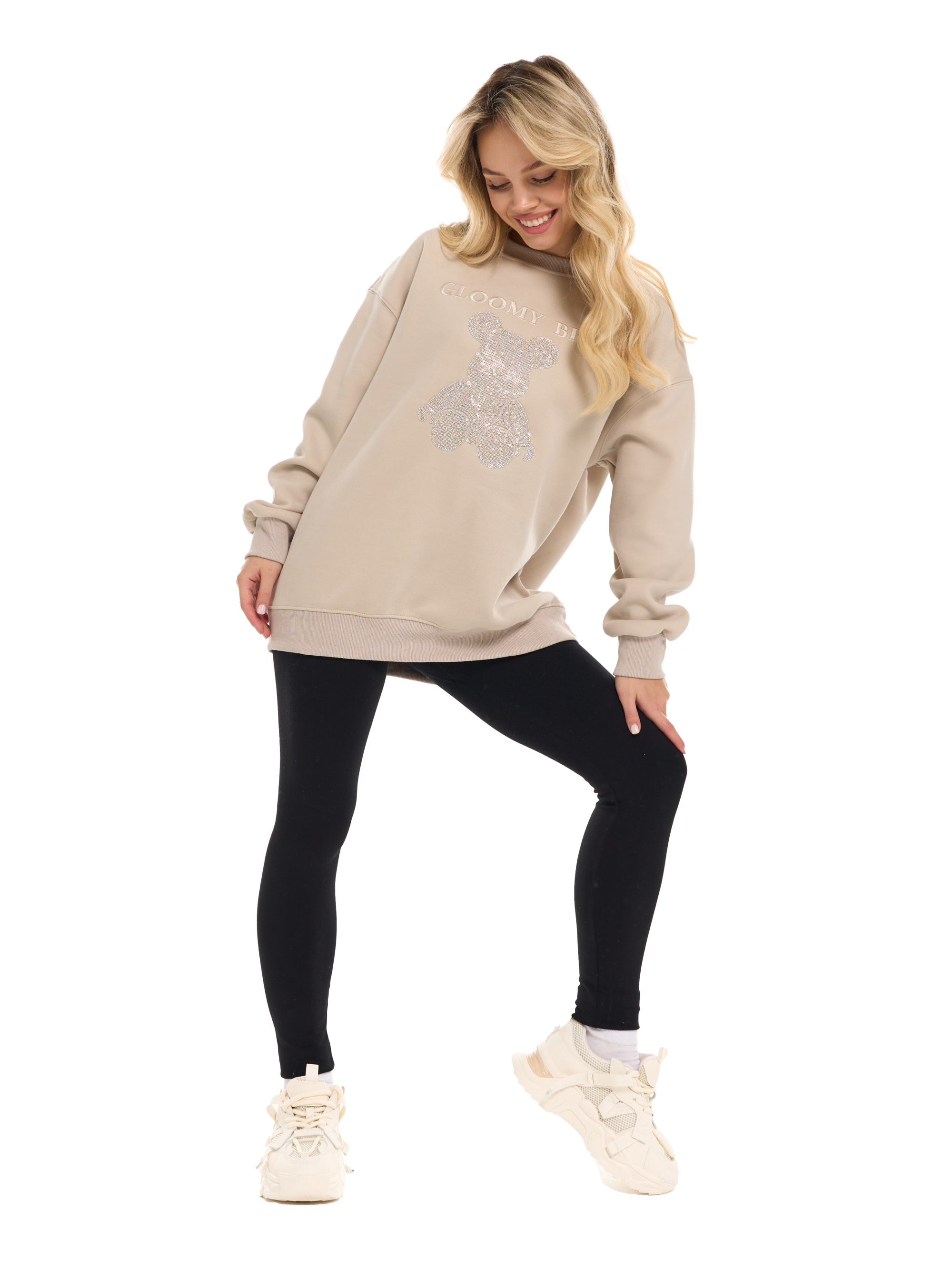 Фотомодель для маркетплейсов Настя. Фотосъёмка для марктеплейсов Studio 11.11