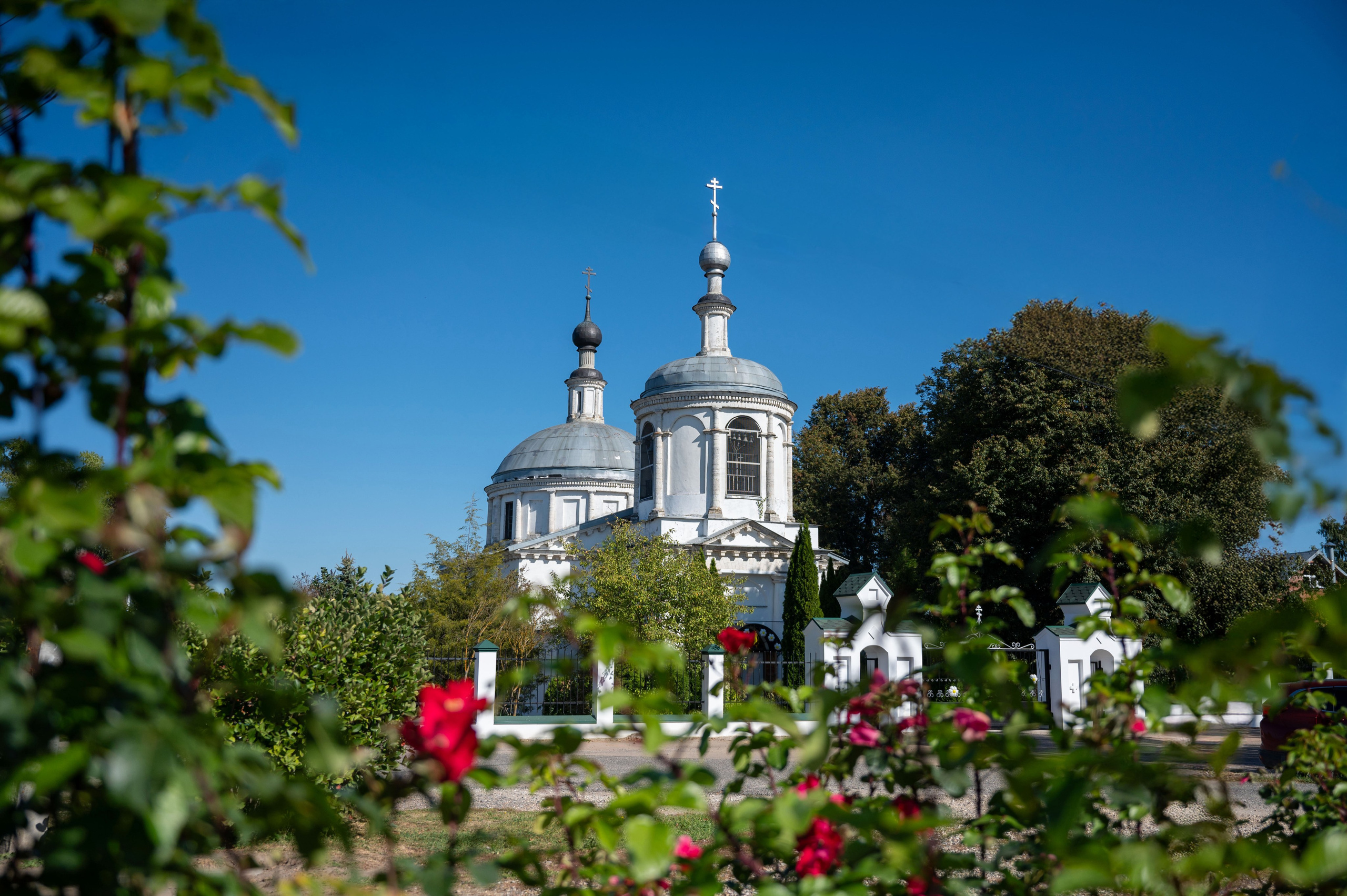 Венчание Алексея и Марины Успенский храм с. Константиново. Семейный фотограф в г. Воскресенск Наталия Молева