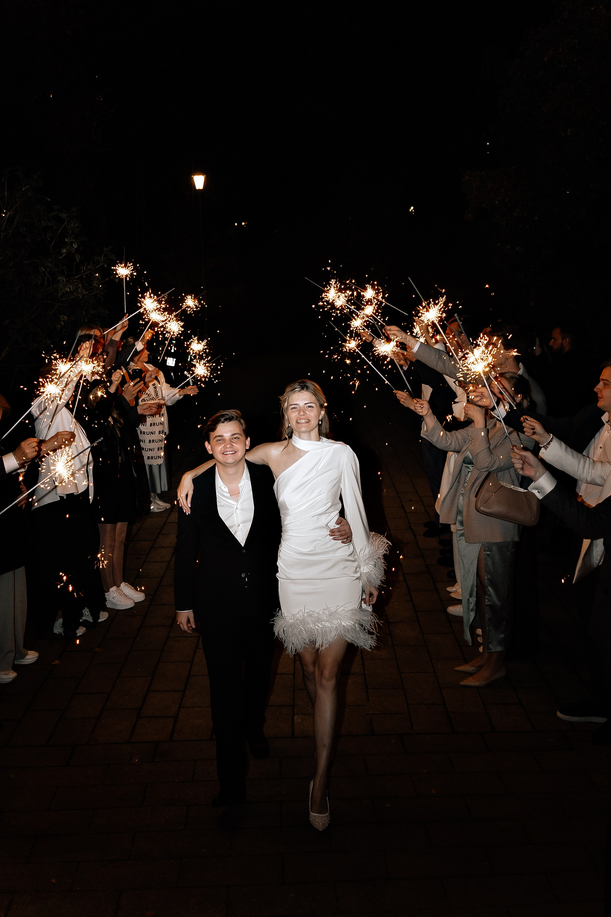 Свадьба «Парк Горького» Артём-Юлия. Свадебный/Портретный фотограф снимаю в Москве