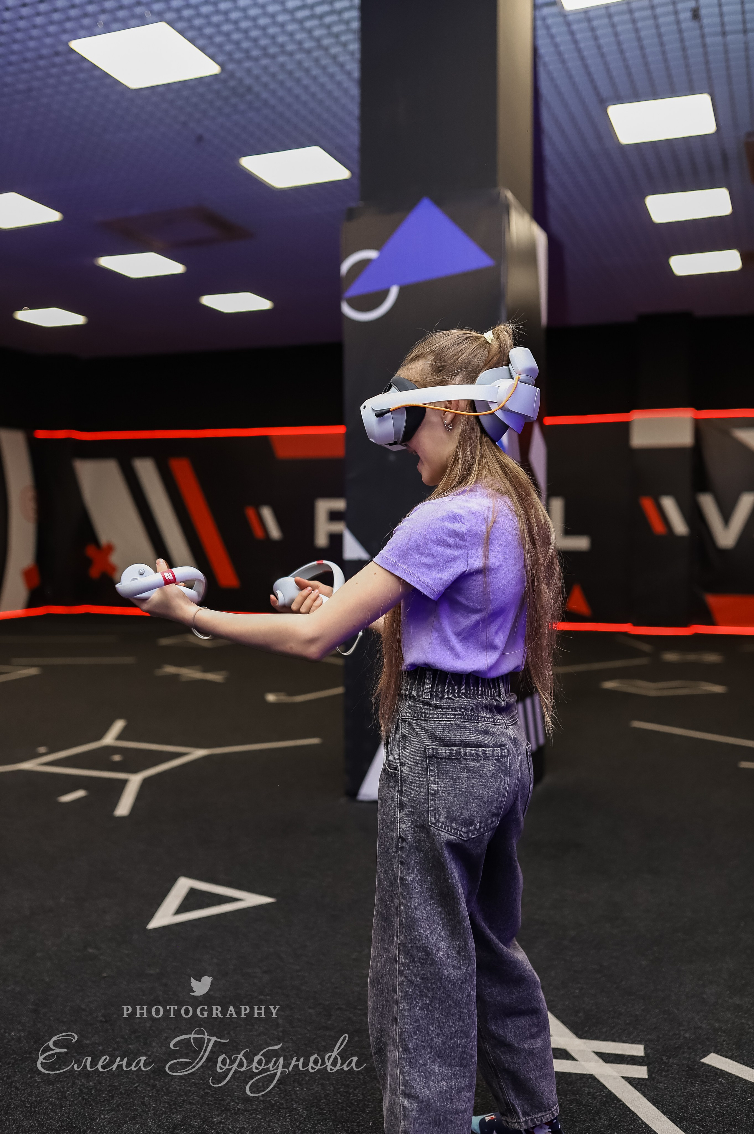 Репортаж в виртуальной реальности. Май 2024. Фотограф Пермь. Свадьбы. Семья и дети, школа, д. сад. Фотокниги