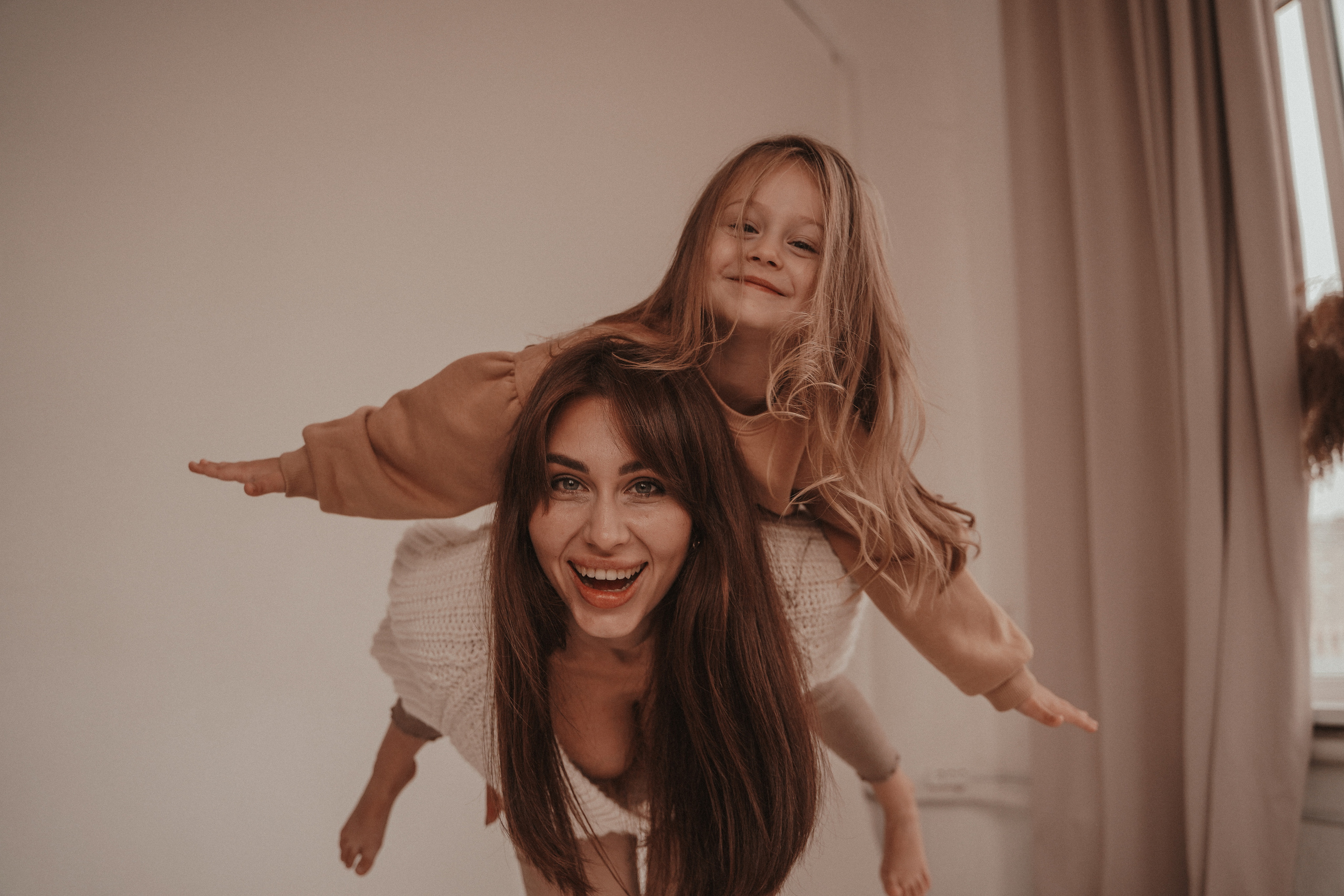 Мама и дочь. Семейный и женский фотограф в Краснодаре Анастасия Приймак