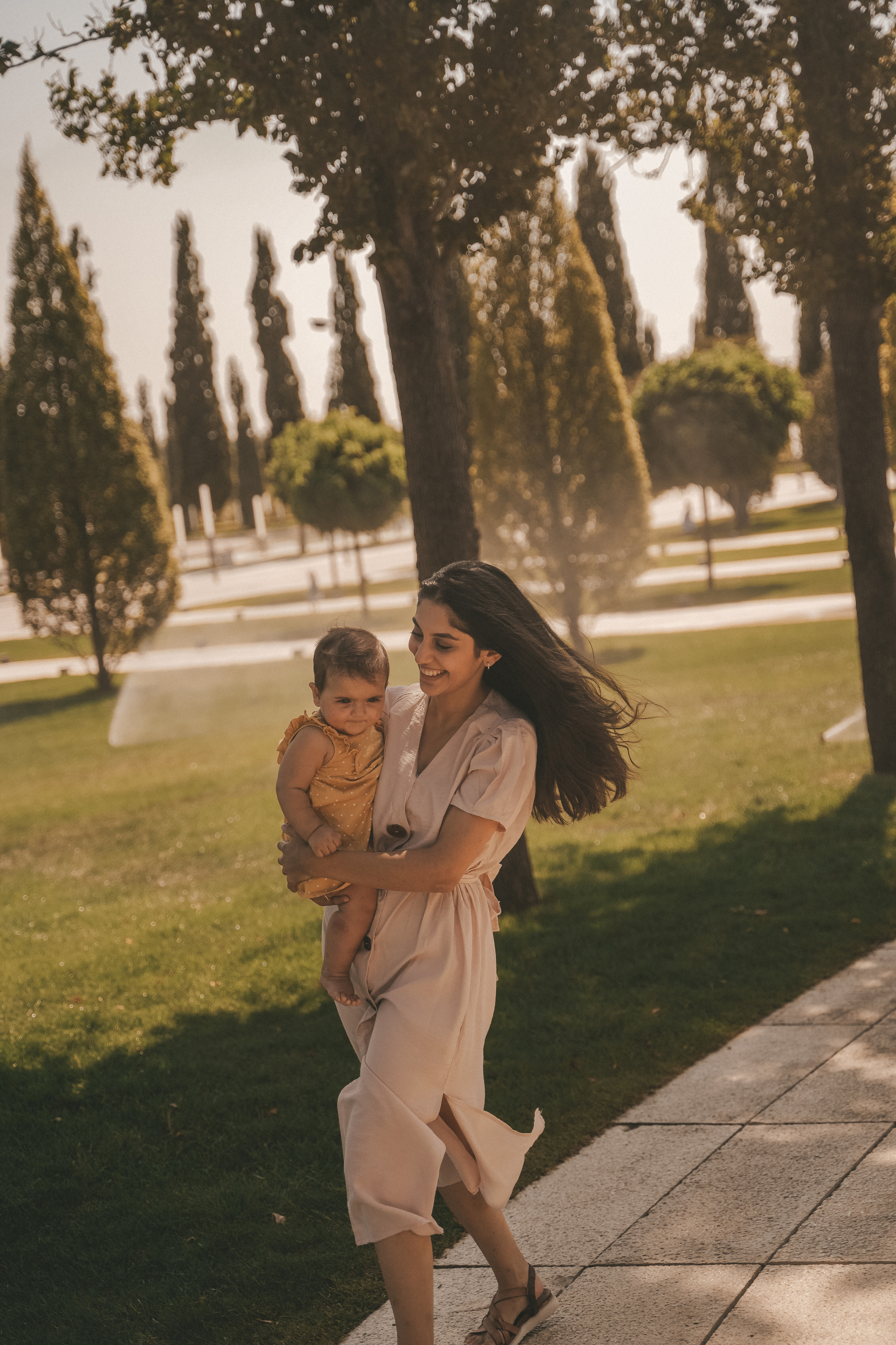 Семейная фотосессия с малышкой в парке Галицкого. Семейный и женский фотограф в Краснодаре Анастасия Приймак
