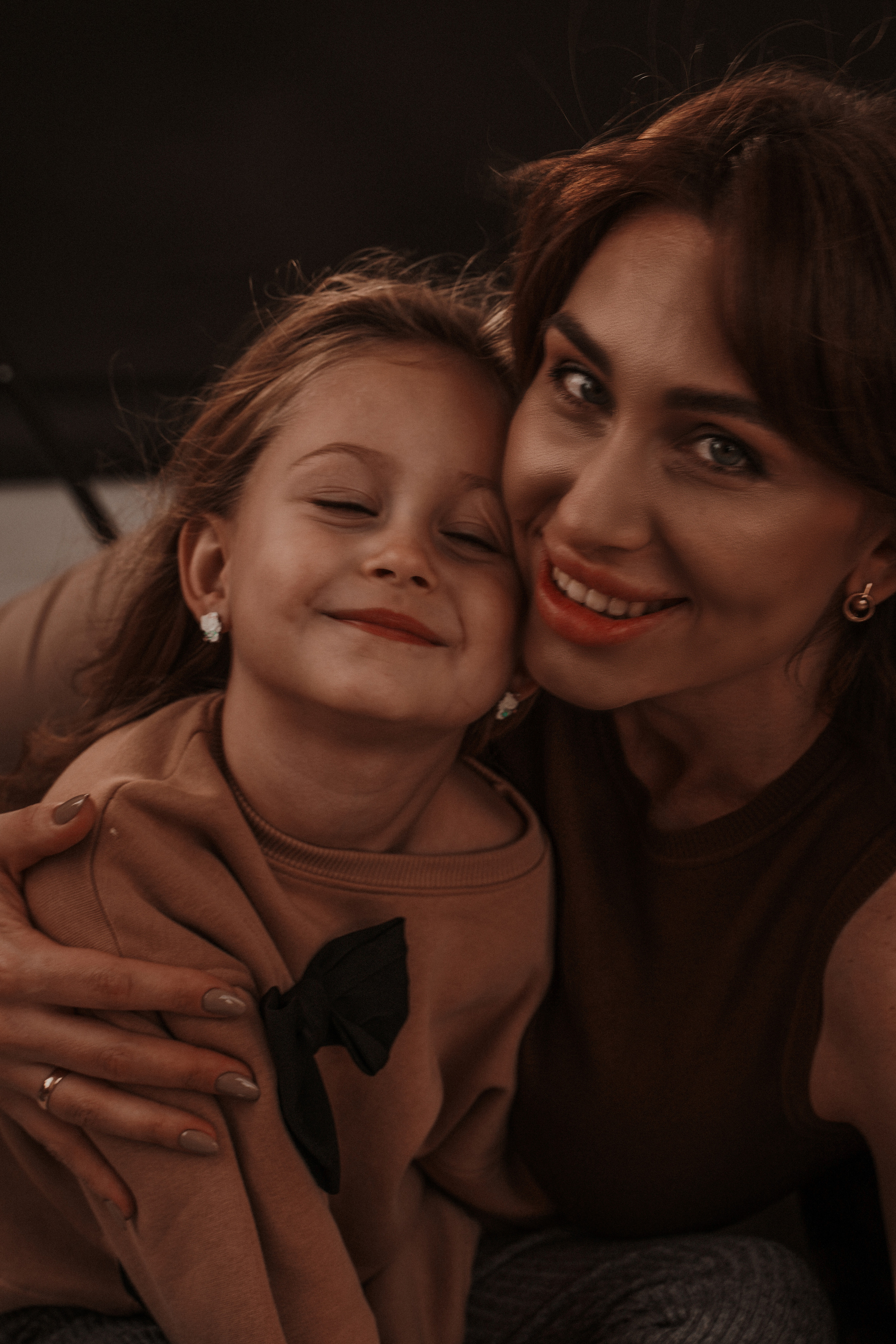 Мама и дочь. Семейный и женский фотограф в Краснодаре Анастасия Приймак