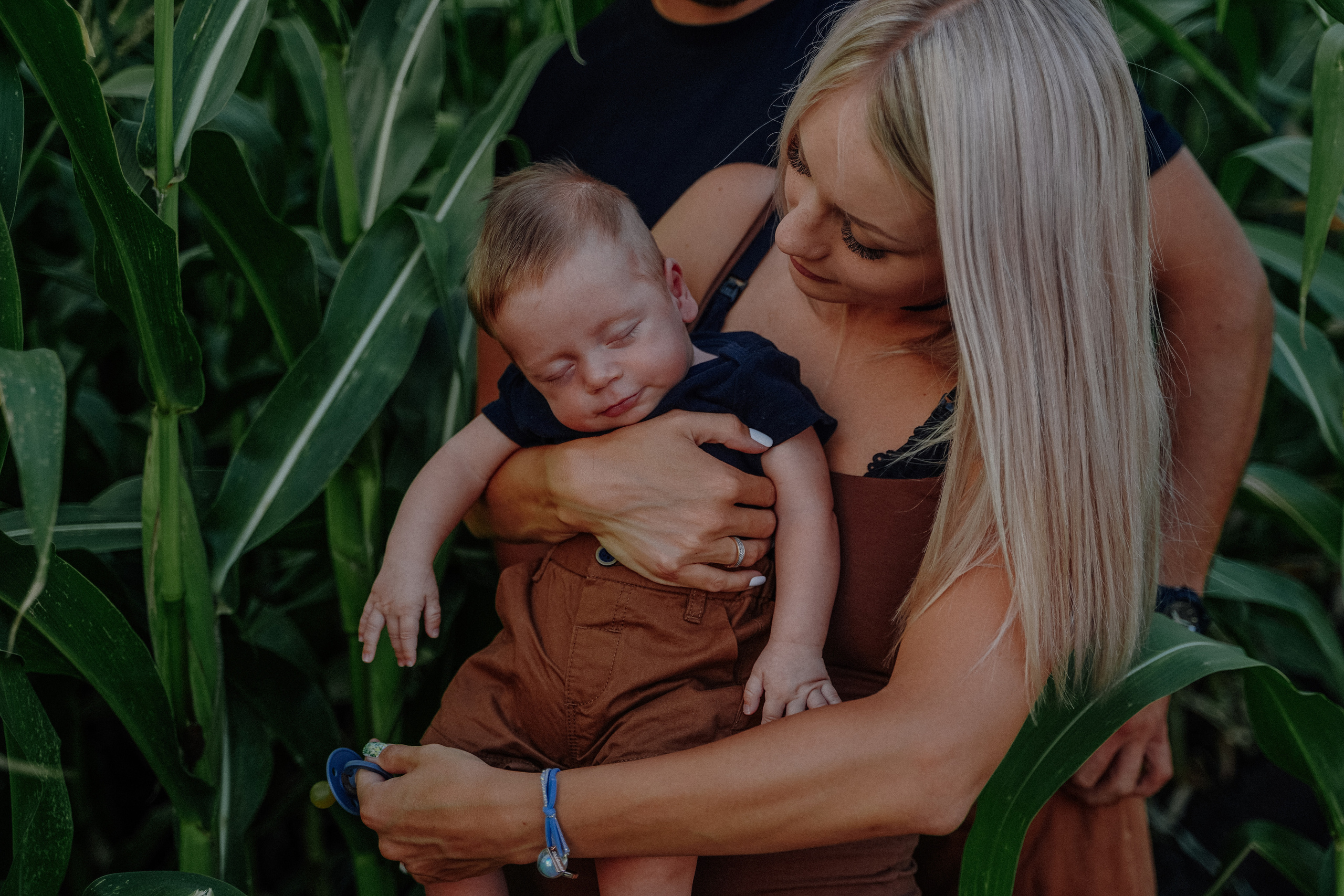 Фотосессия в кукурузном поле. Семейный и женский фотограф в Краснодаре Анастасия Приймак