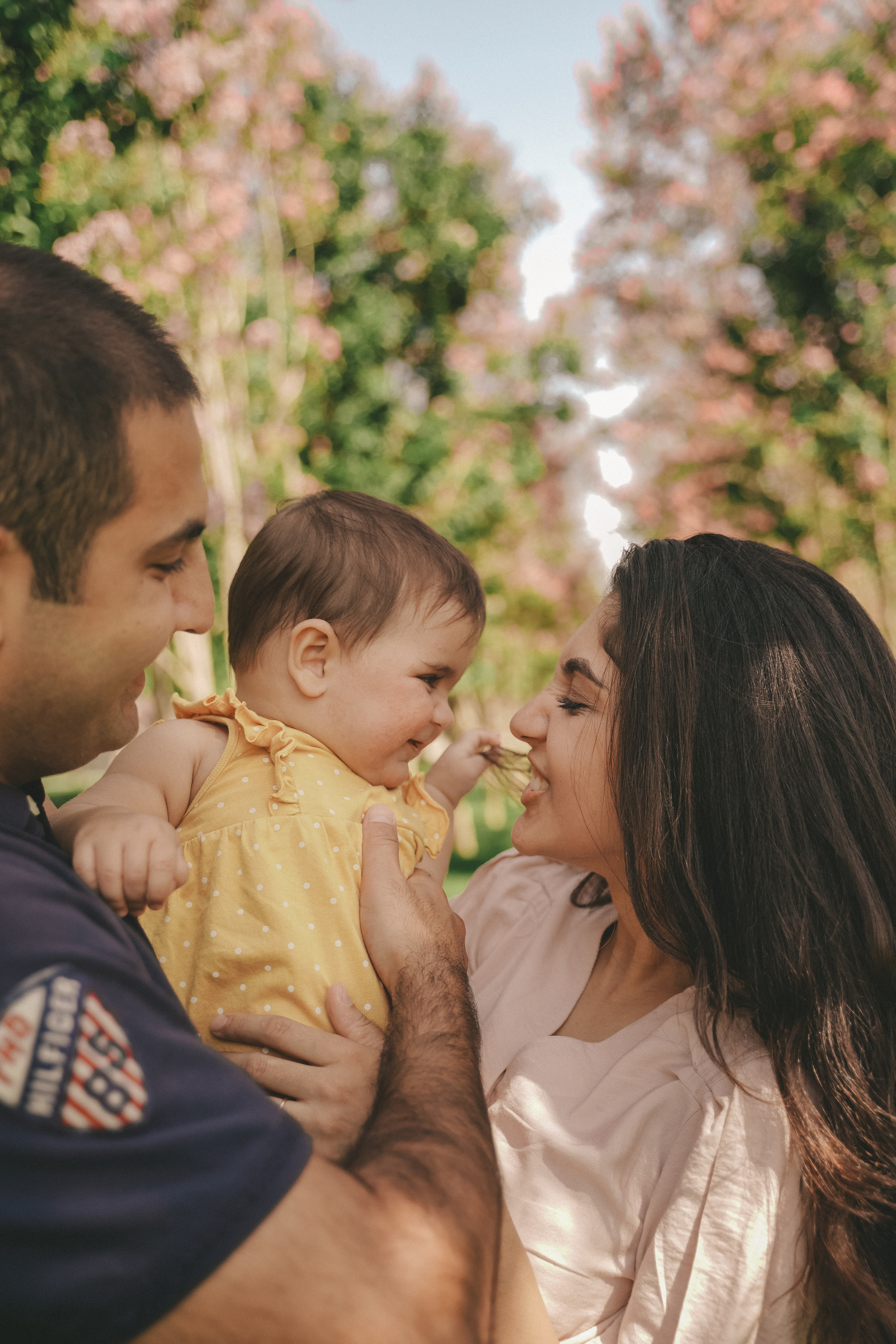 Семейная фотосессия с малышкой в парке Галицкого. Семейный и женский фотограф в Краснодаре Анастасия Приймак