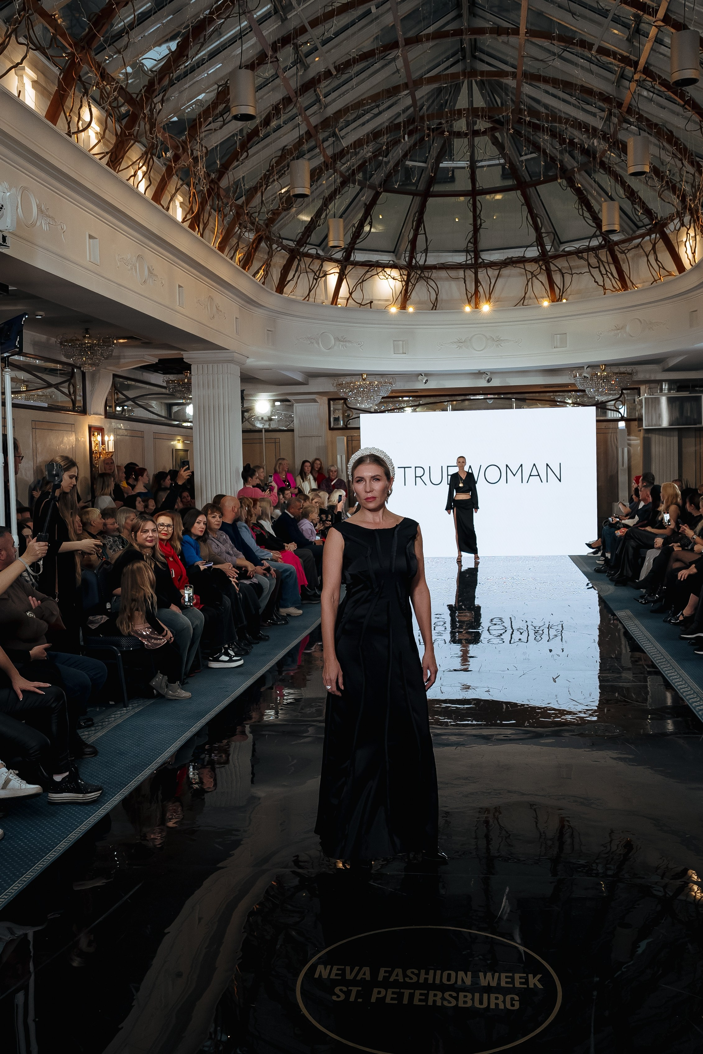 Neva Fashion Week St.Petersburg — GD Ambassador Hotel. Фотограф Пермь | Юлия Арт