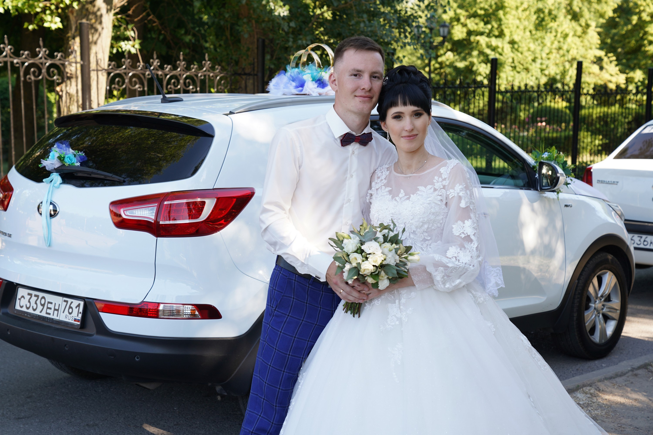 Макс и Анна. MEMENTO.Выпускные альбомы, школьные, юбилейные и другие книги. Ростов-на-Дону