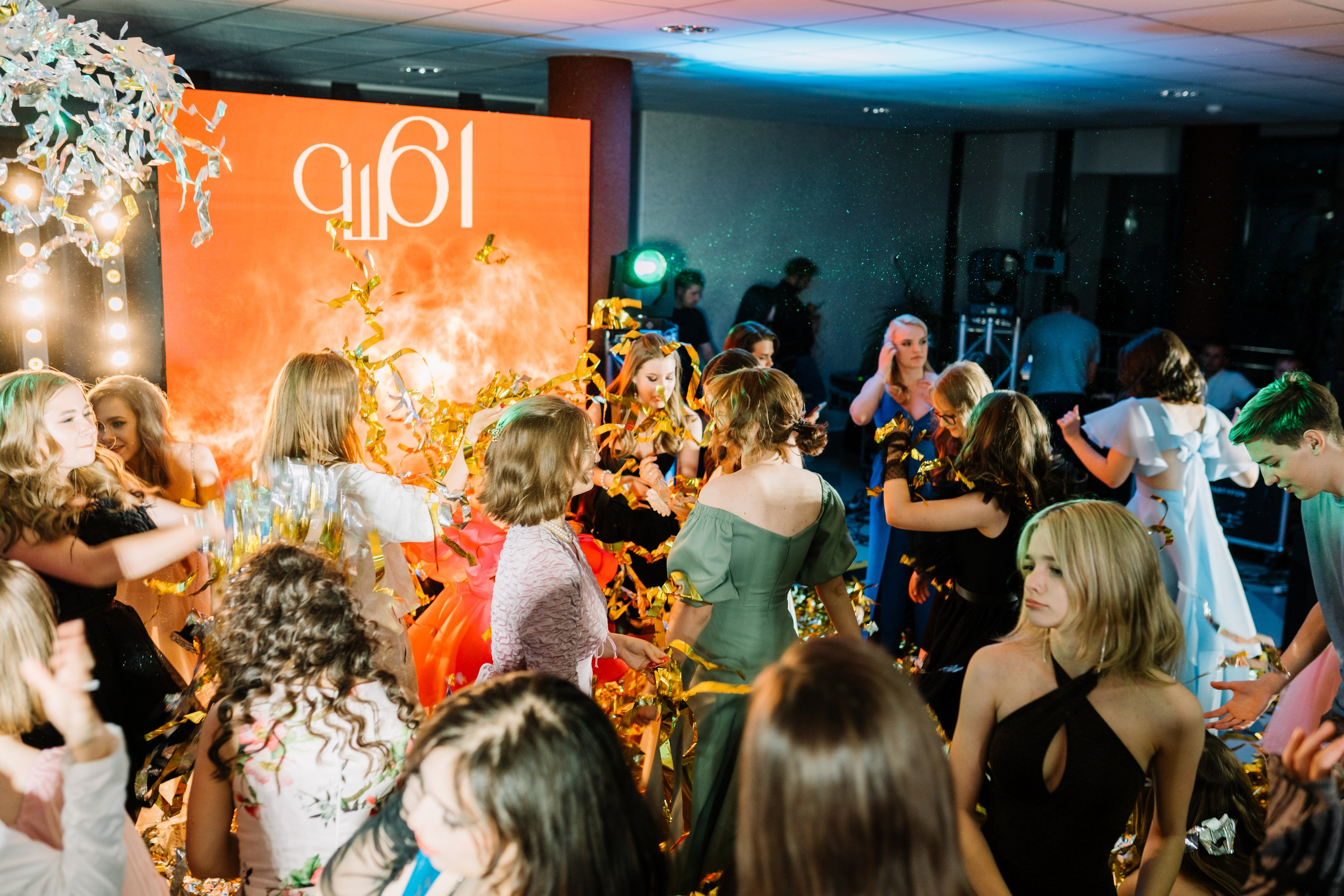 Выпускной 61 школа