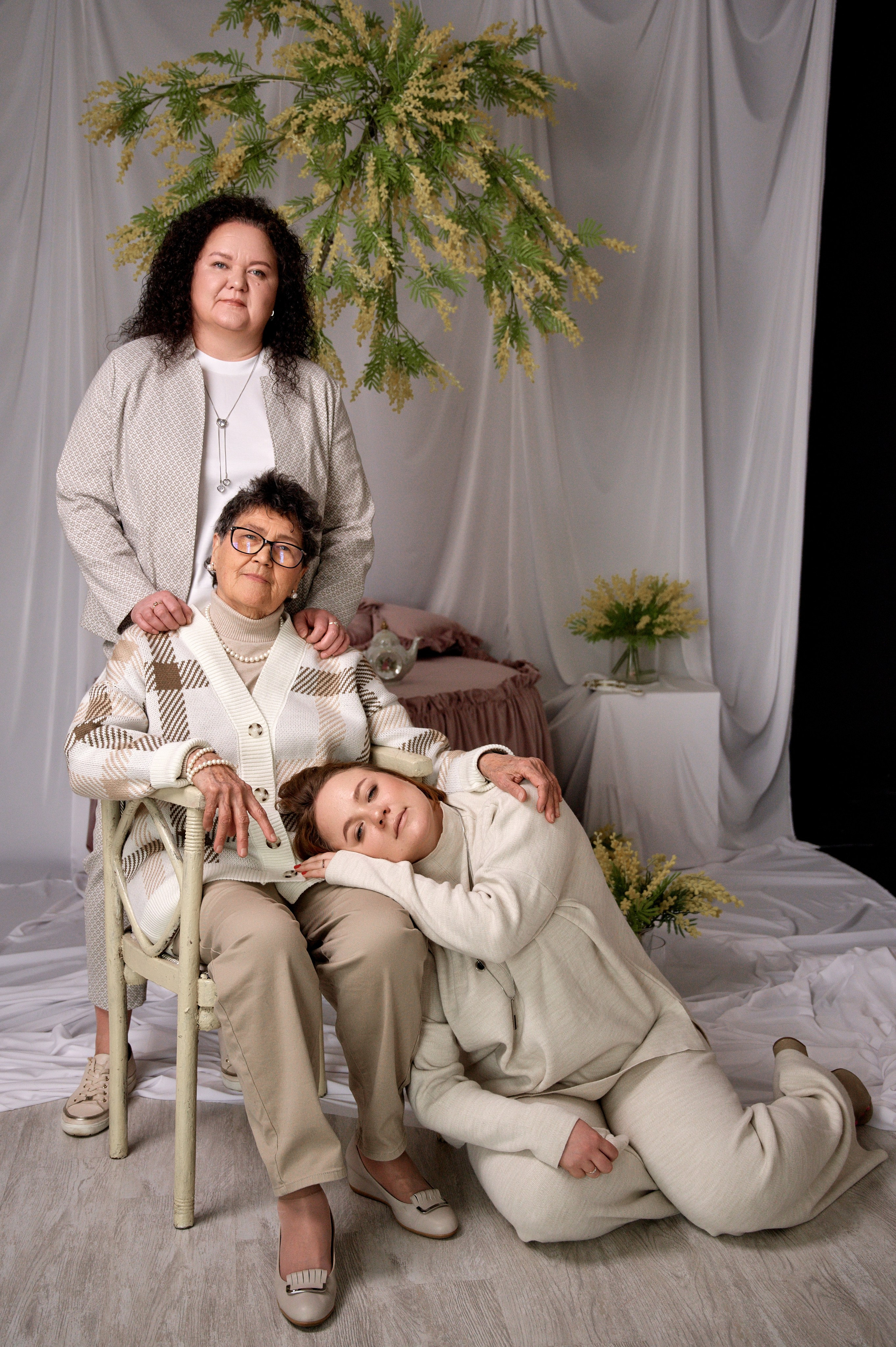 Семейная фотосессия для Лилии — тёплая съёмка в студии | Иван Третьяков, фотограф Новокузнецк