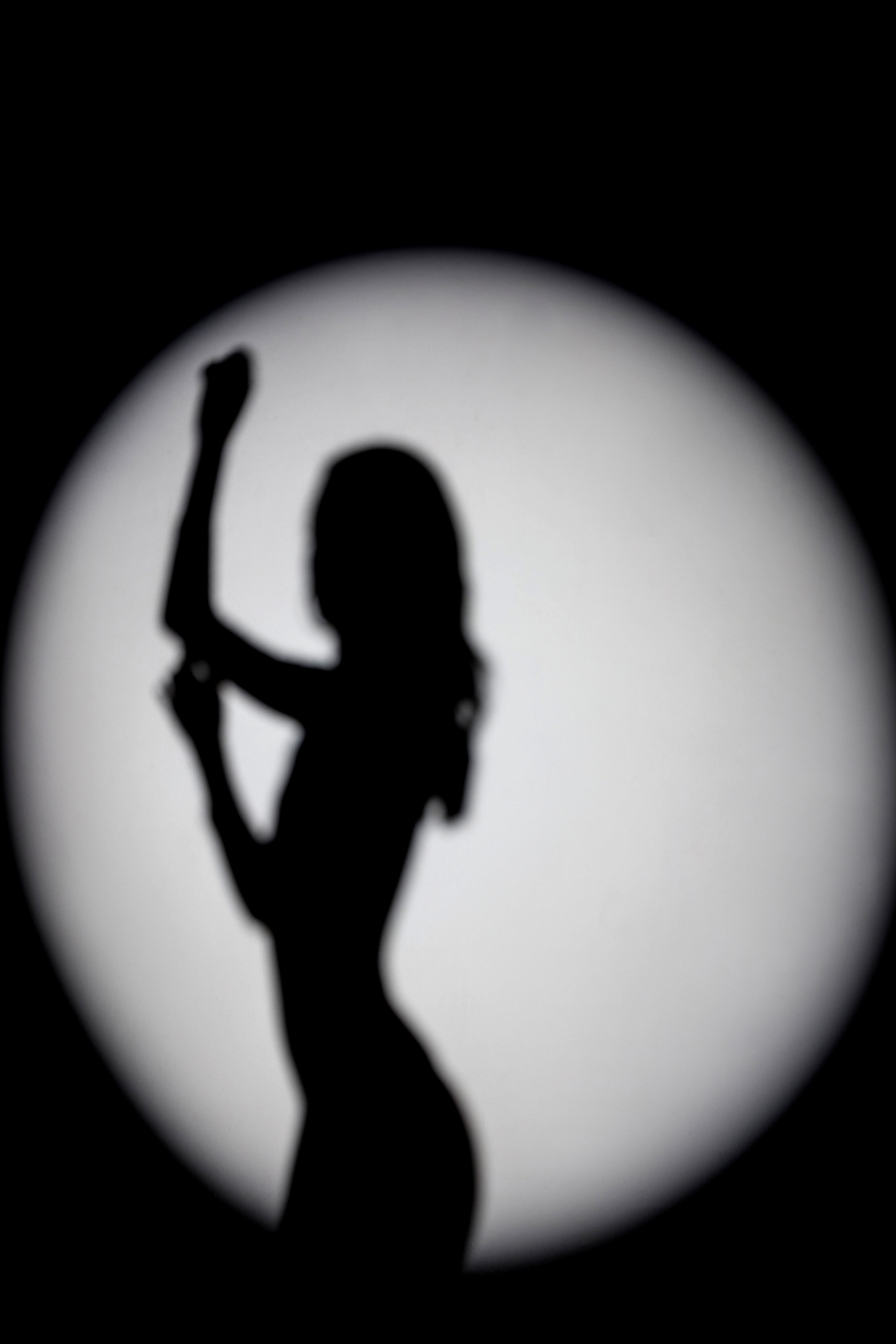 На циклораме. Женский фотограф Москва, Лобня