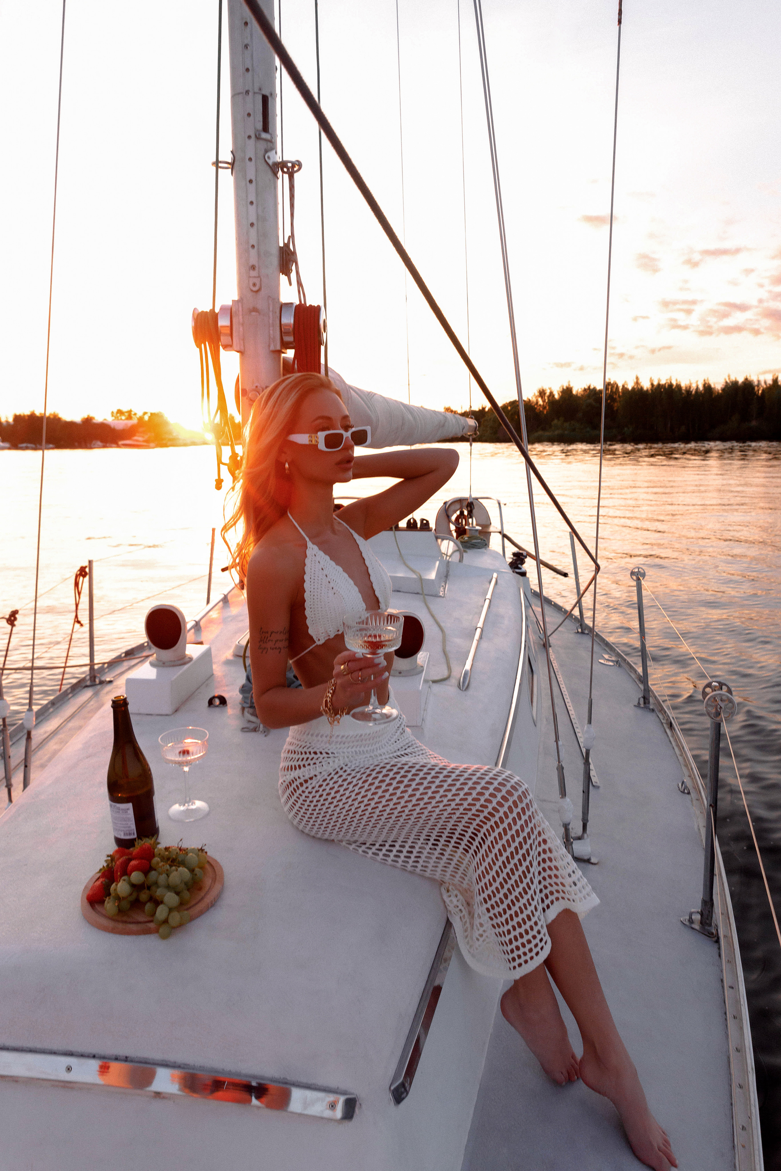 Фотосессия на яхте. Женский фотограф Москва, Лобня