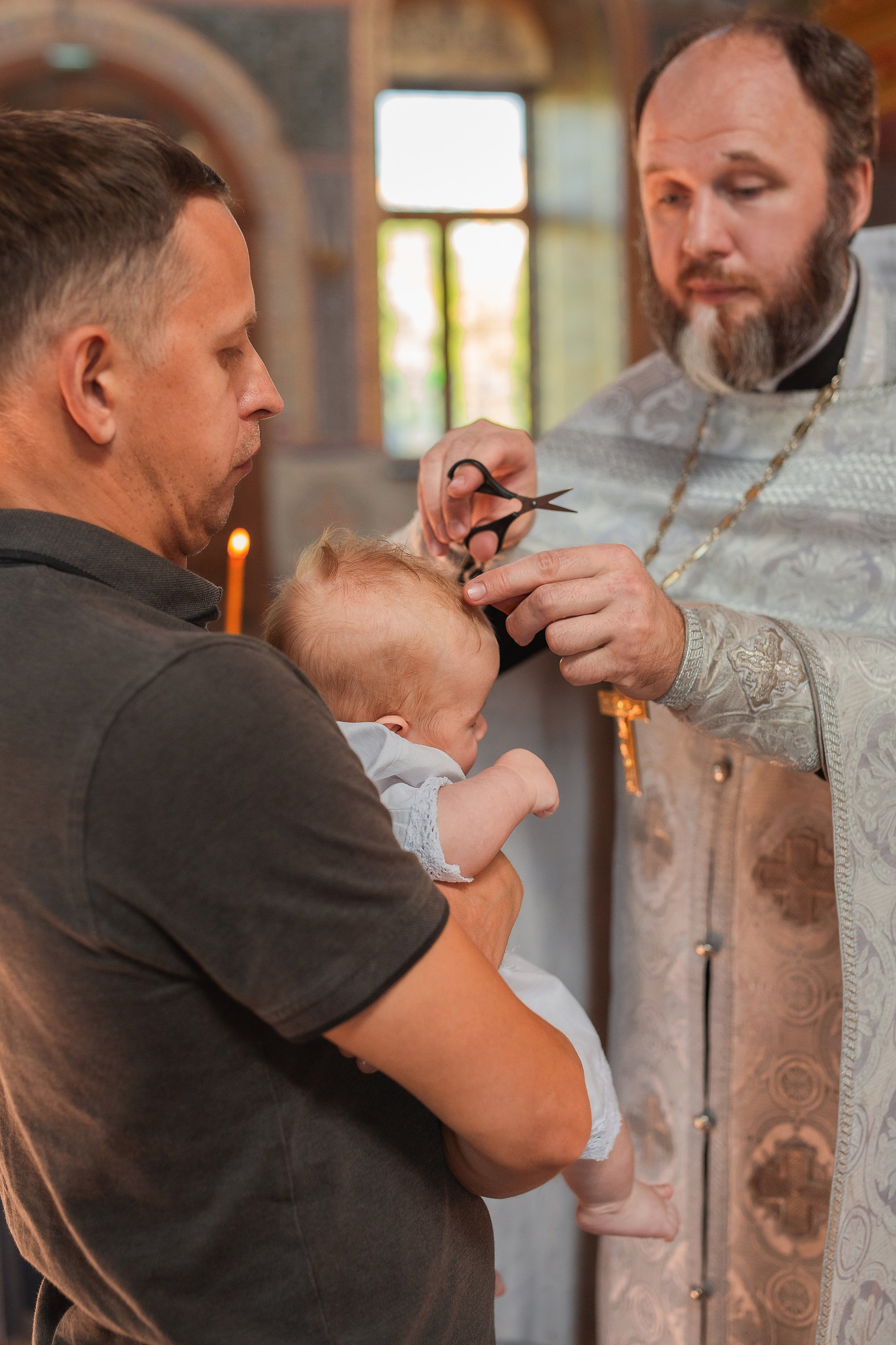 Крещение в храме Св. князя Георгия Всеволодовича. Фотограф беременности и семейный фотограф в Нижнем Новгороде Мила Шелест
