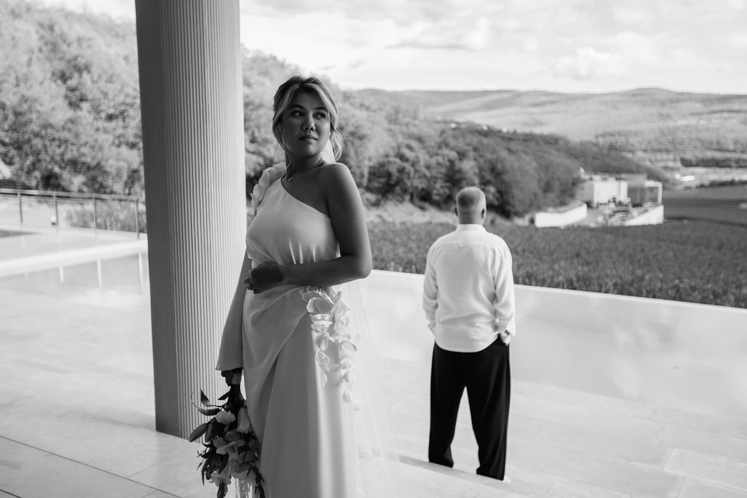 Александр и Гузель. Свадьба для двоих. Винодельня AYA. Фотограф Анна Лейман. Севастополь