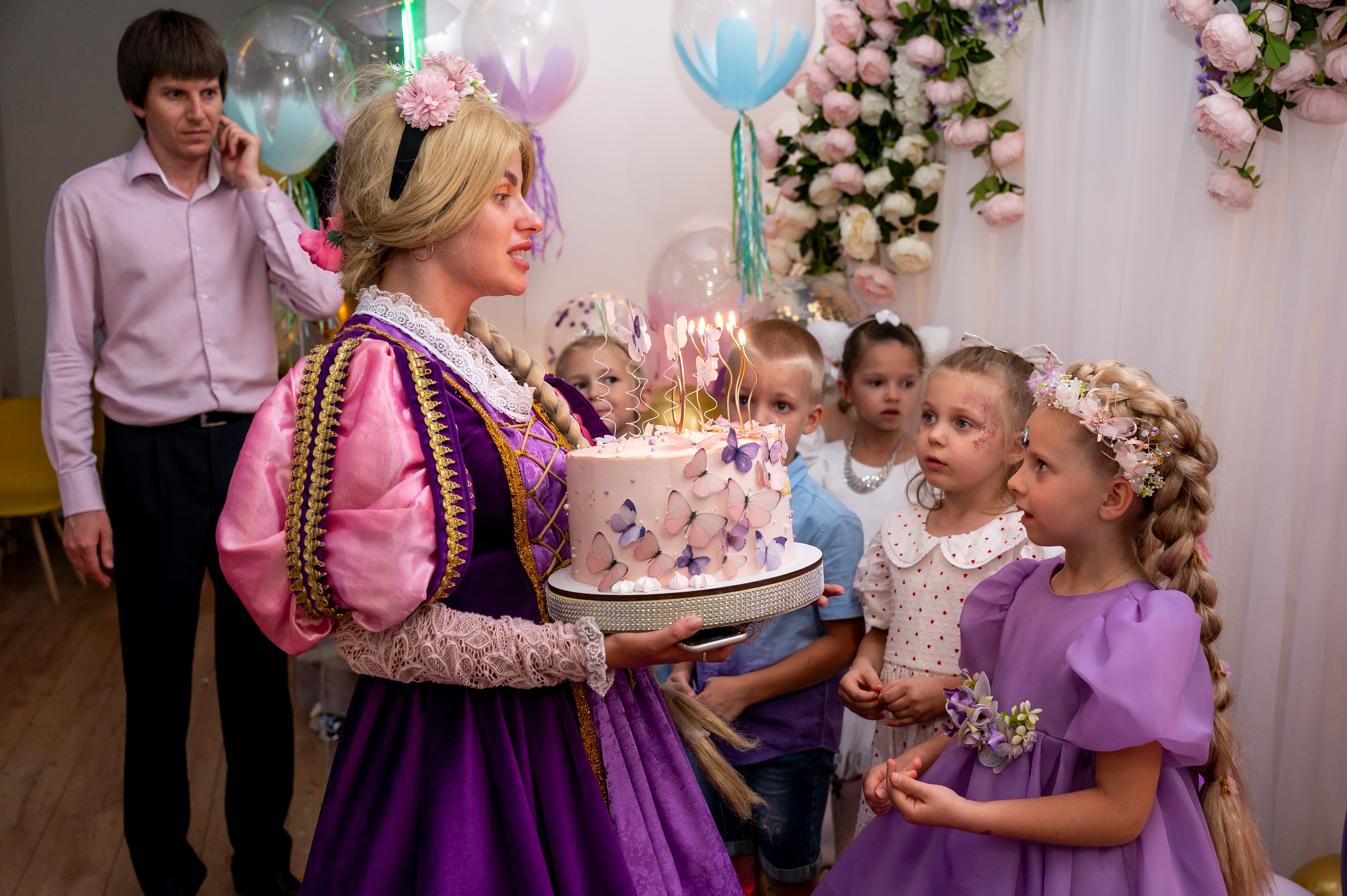 ДР в лофте с фокусником