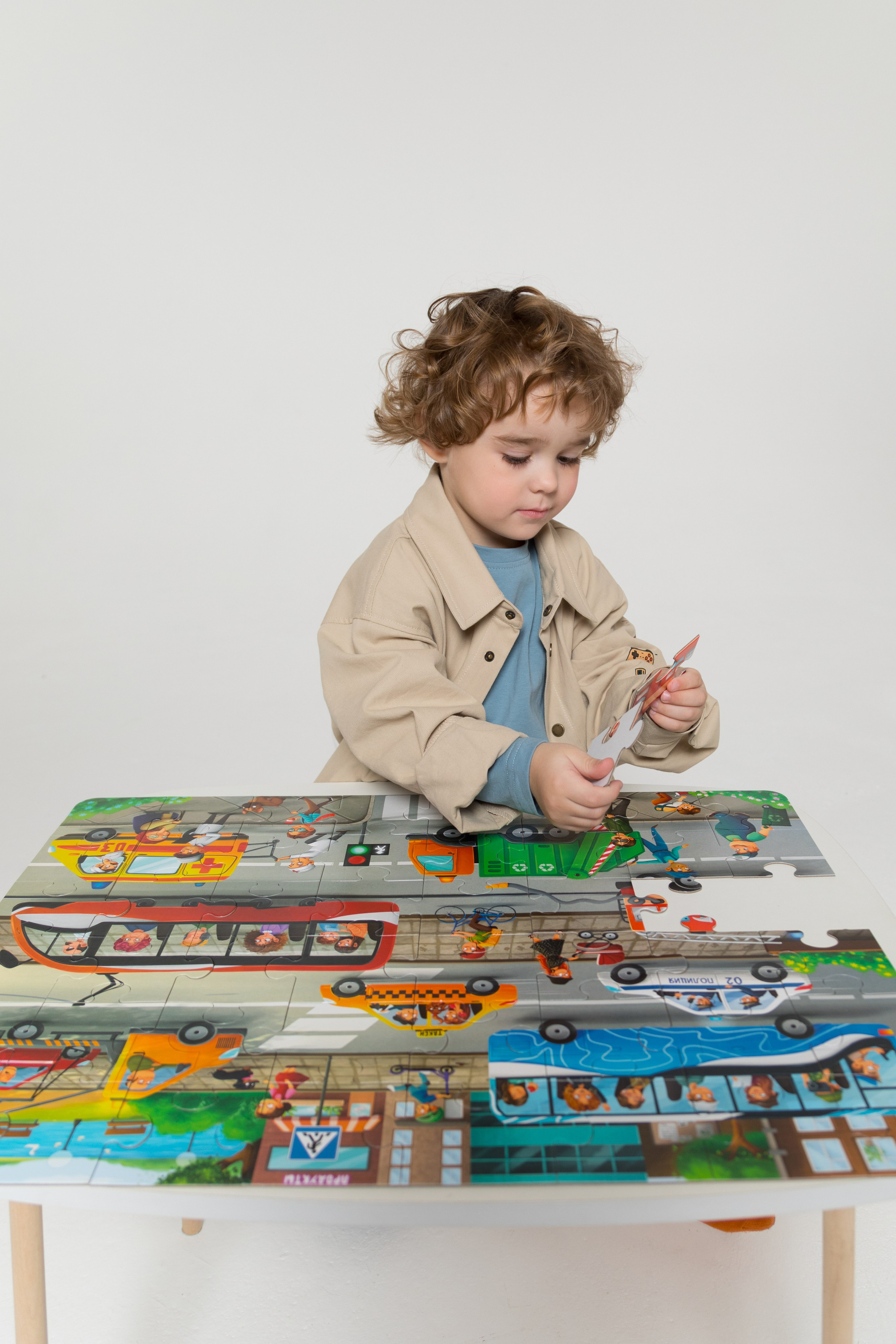 Имиджевая и каталожная съёмка для бренда детских пазлов. Детский и контент фотограф Надя Волкова Санкт-Петербург