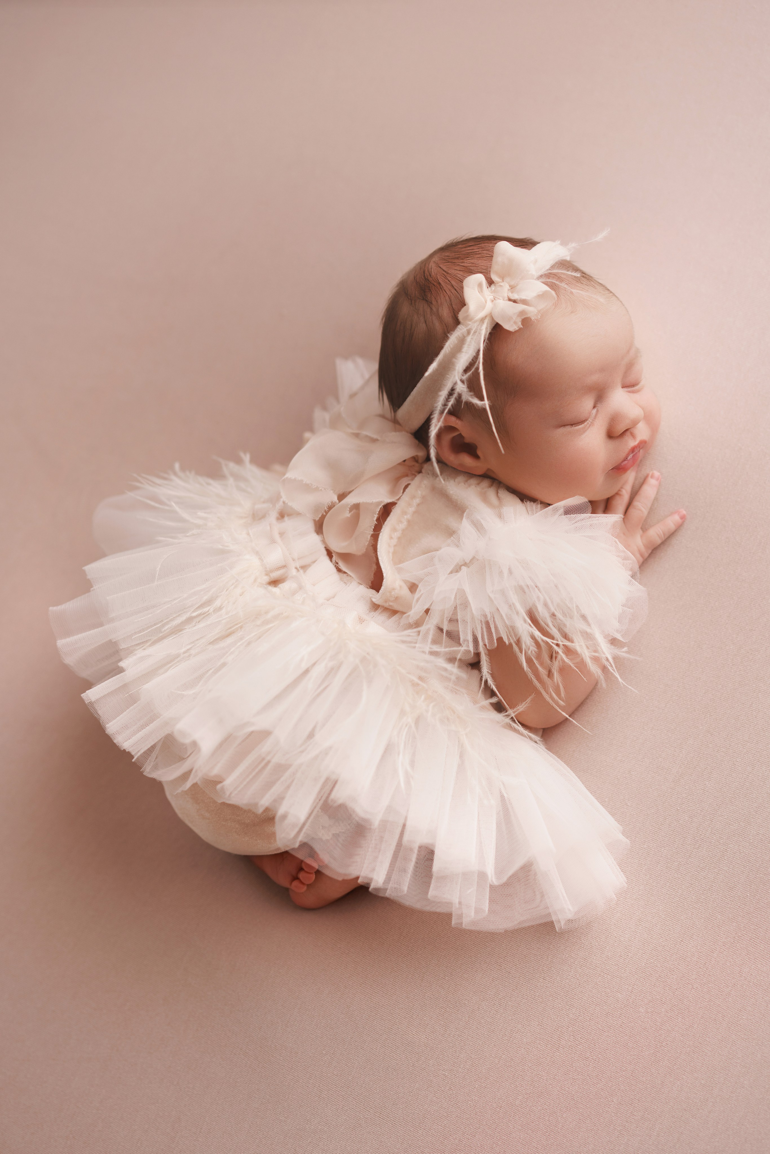 Фотосессия новорожденных | Галерея трогательных кадров малышей в стиле newborn. Фотосессия новорожденных в Москве и Московской области | Профессиональный фотограф newborn — Татьяна Иванова