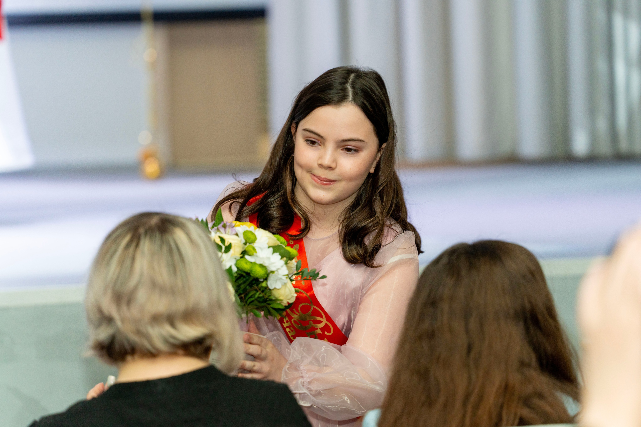 Выпускные 4 классы. Фотограф Юлия Попова