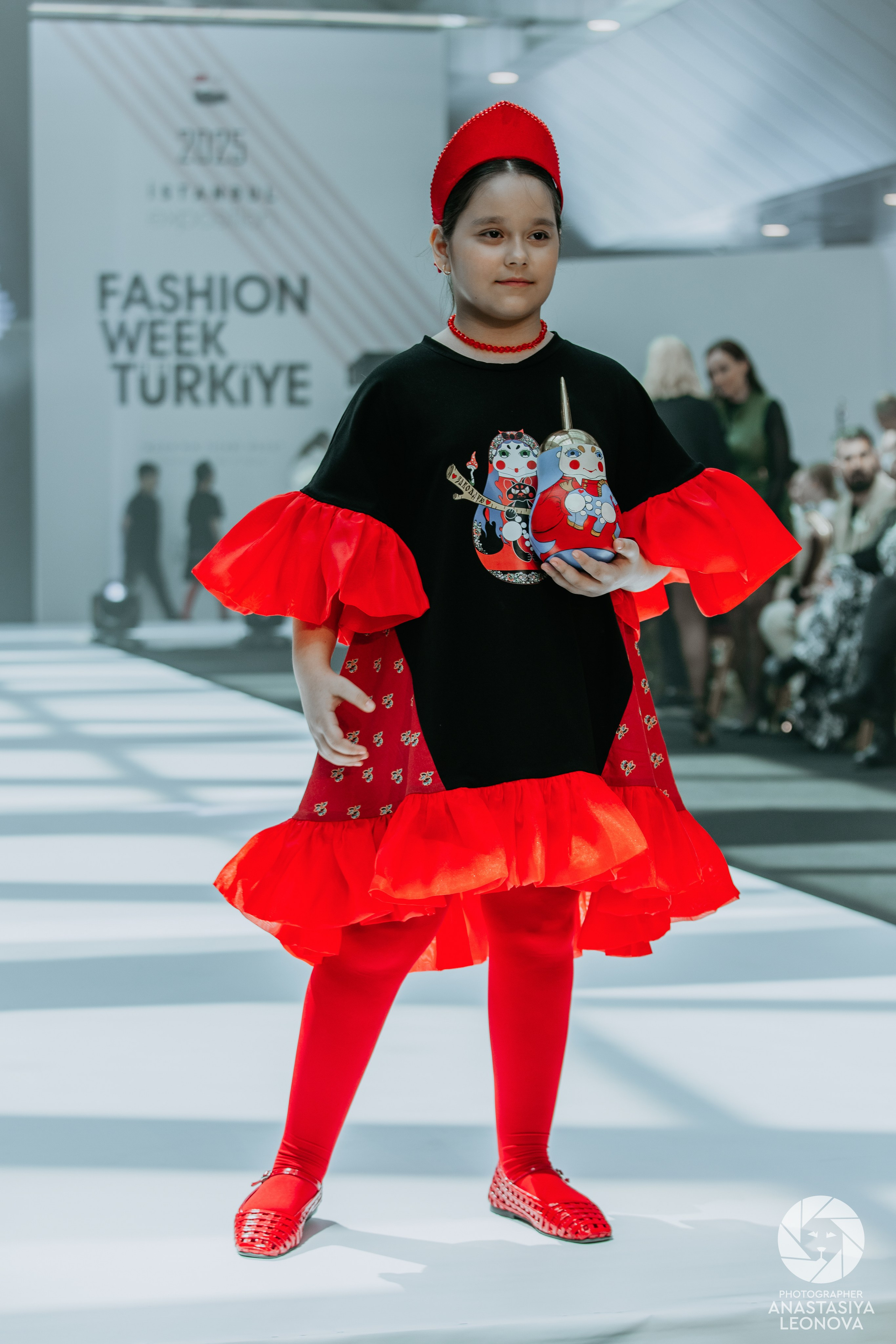 Fashion Week Türkiye [spring, 2025]. Anastasia Leonowa