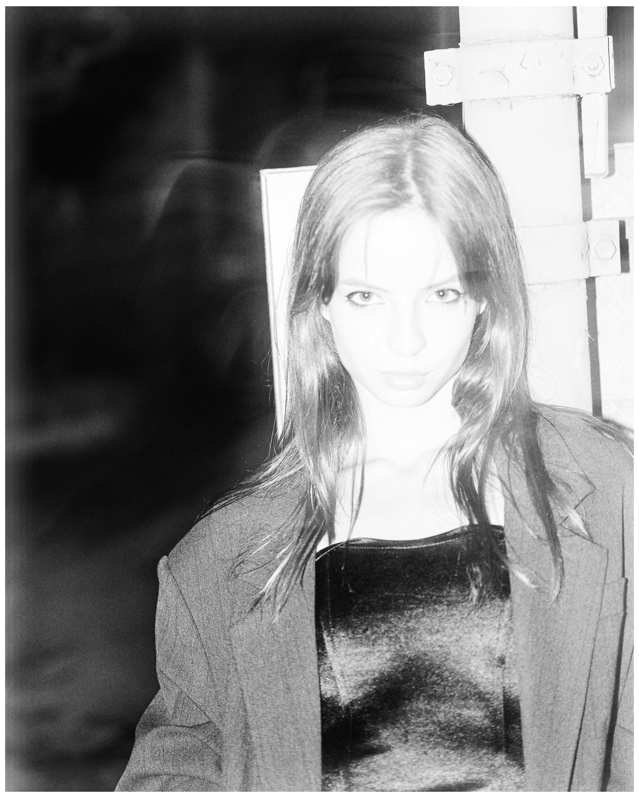 Ночная Фотосессия Алёна. Фэшн-фотография и портреты в Владивостоке. Превращаю съёмку в повествование — создаю образы с сюжетом, которые остаются в памяти