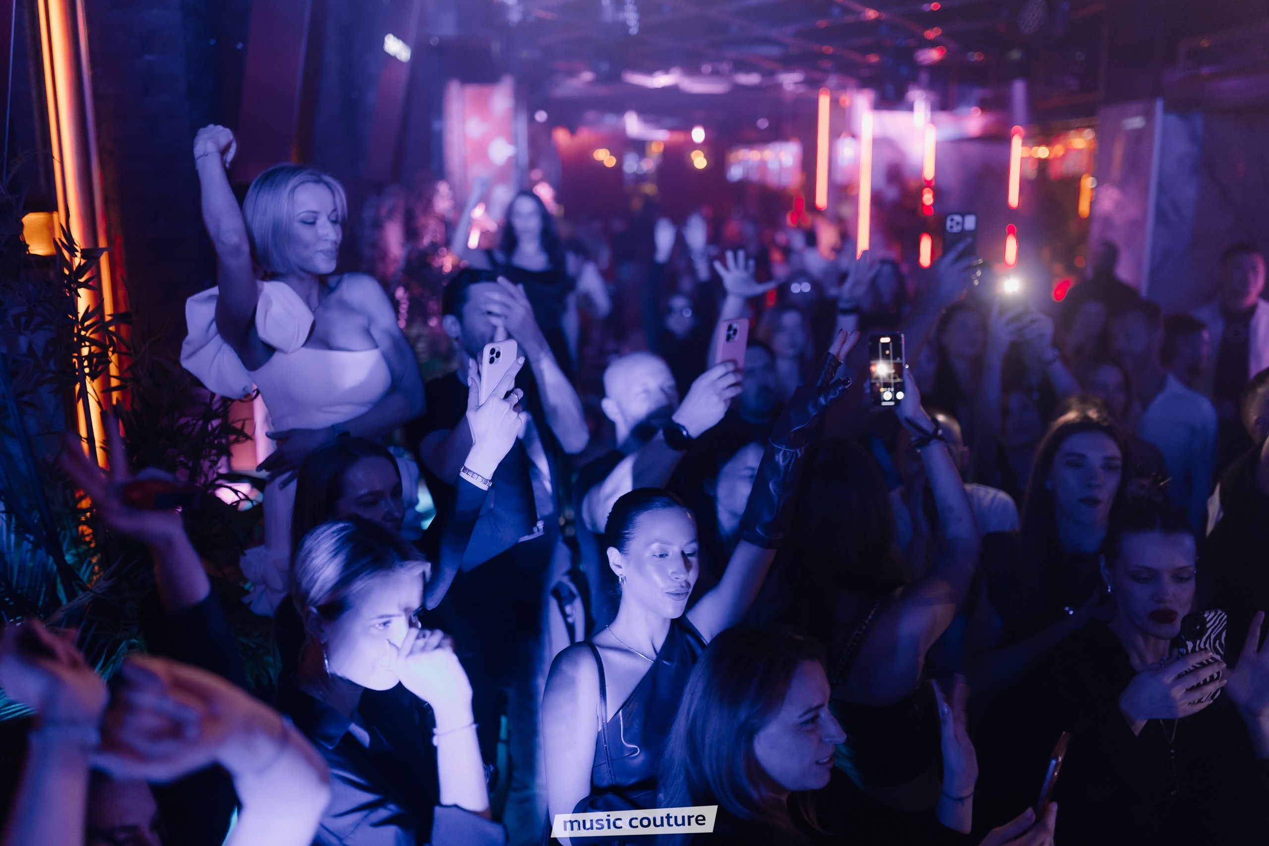 DJ. Мастерская для создания имиджа от BenSami в Санкт-Петербурге и Москве