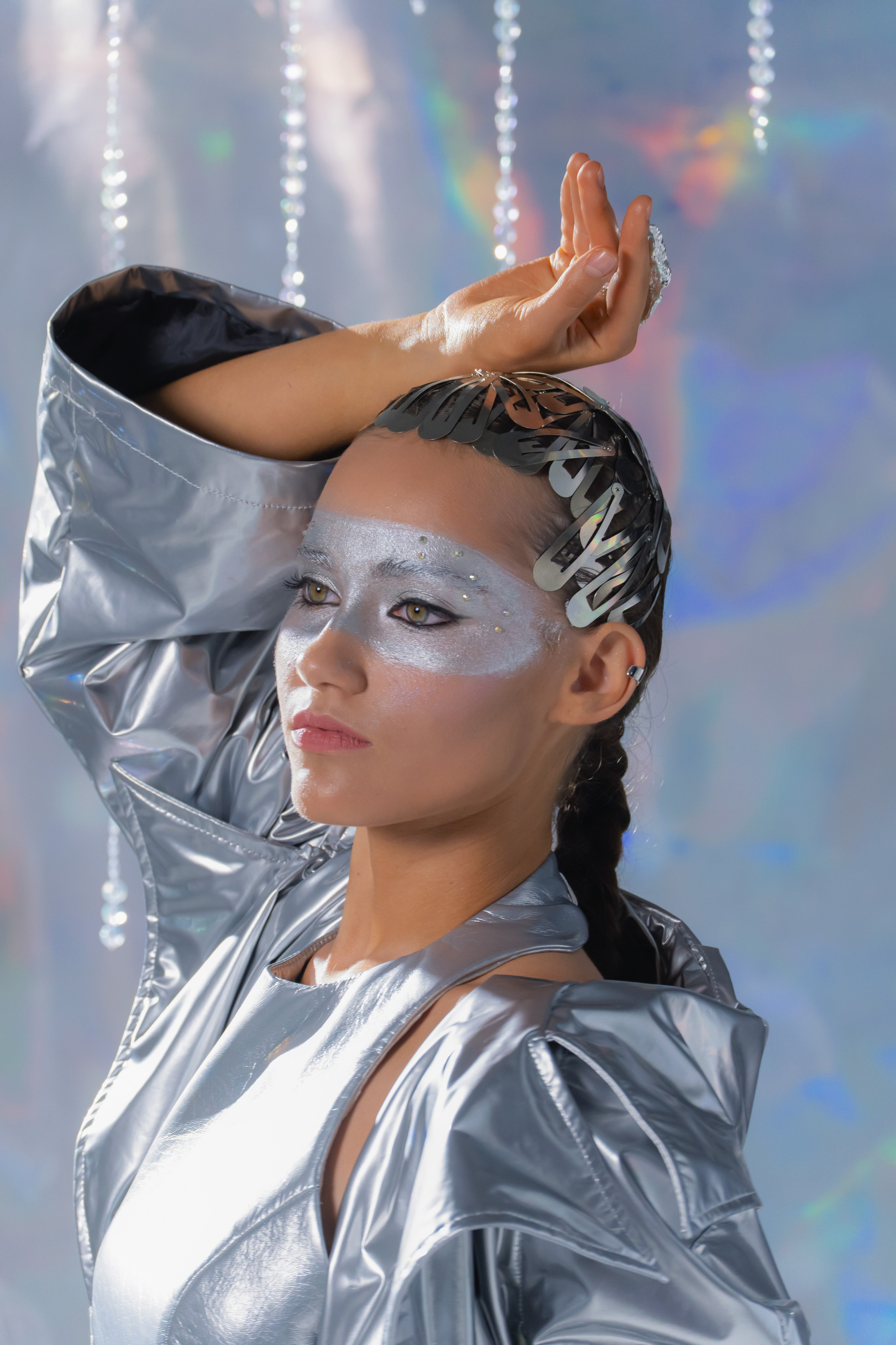 Портретная фотосессияСемейная фотосессияДетская фотосессияЛюбовная/Love-story фотосессияСвадебная фотосессияФотосессия для помолвкиПрофессиональный/деловой портретРекламная/коммерческая фотосессияФотосессия продукции (товары)Фотосессия моды (fashion)Бьюти-съемка (красота, макро-детали лица)Фотосессия lifestyle (повседневная жизнь, атмосфера)Фотосессия в полёте/авиационная (иногда отдельно как аэросъемка)Пейзажная/ландшафтная фотосессияАрхитектурная фотосессияАнфас/студийная фотосессияНю-фотосессия (с оговорками об этике и согласии)Фотосессия для артистов/музыкантовФотосессия для блогеров и инфлюенсеровФотосессия в стиле ретро/винтажЭко- и концептуальная съемка (арт-иллюстративная)Фотосессия для мероприятий (часто как репортажная)Aerial/дрон-съемка (в сочетании с портретной или пейзажной частью)Инфографическая/презентационная фотосессия (для презентаций и каталогов)