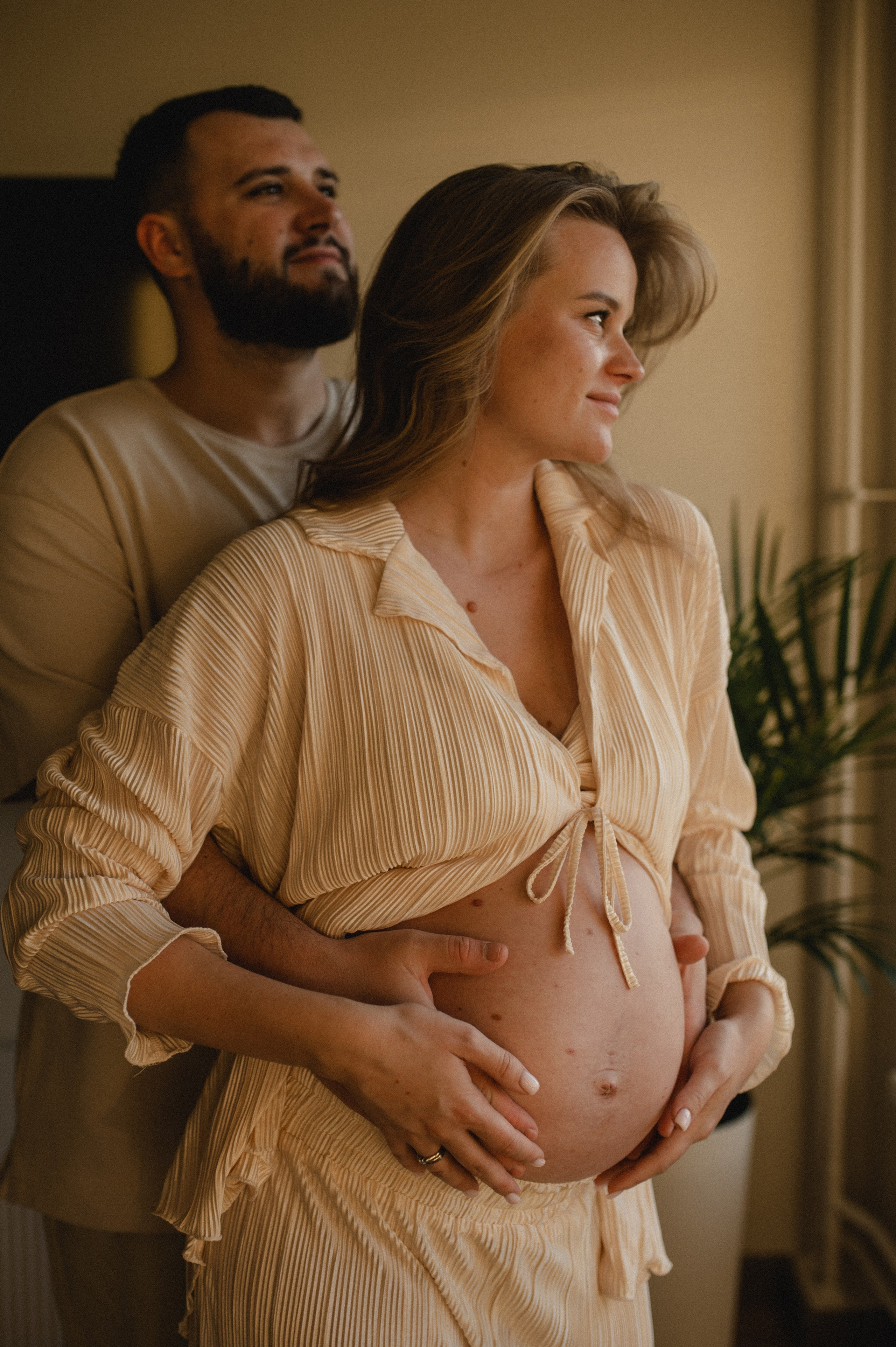 Домашняя фотосессия беременности. Семейная фотосессия Бутово Москва фотограф Алина Морщагина