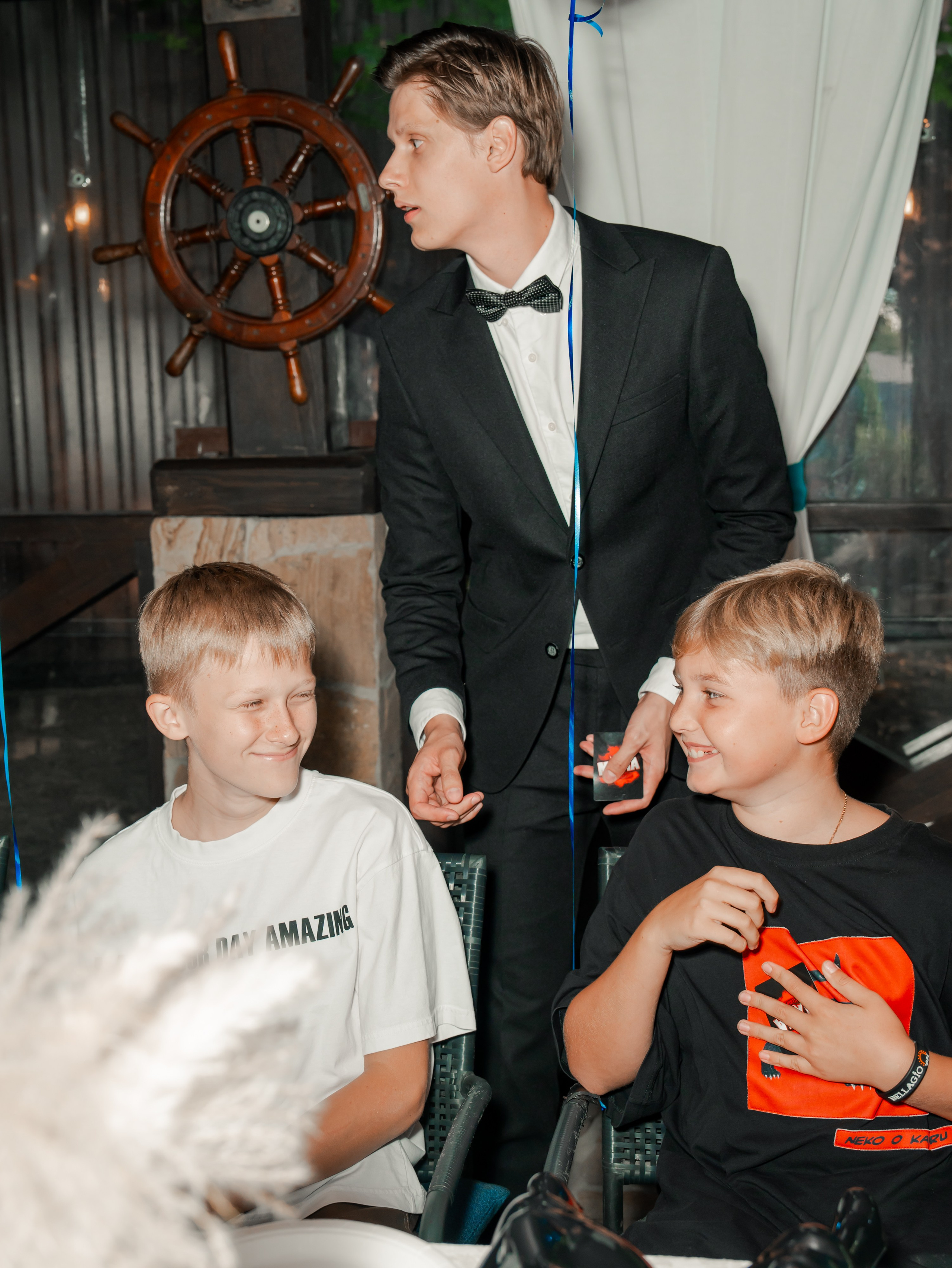 Настольные игры в Мафию. Крамер Юлиана детский и семейный фотограф