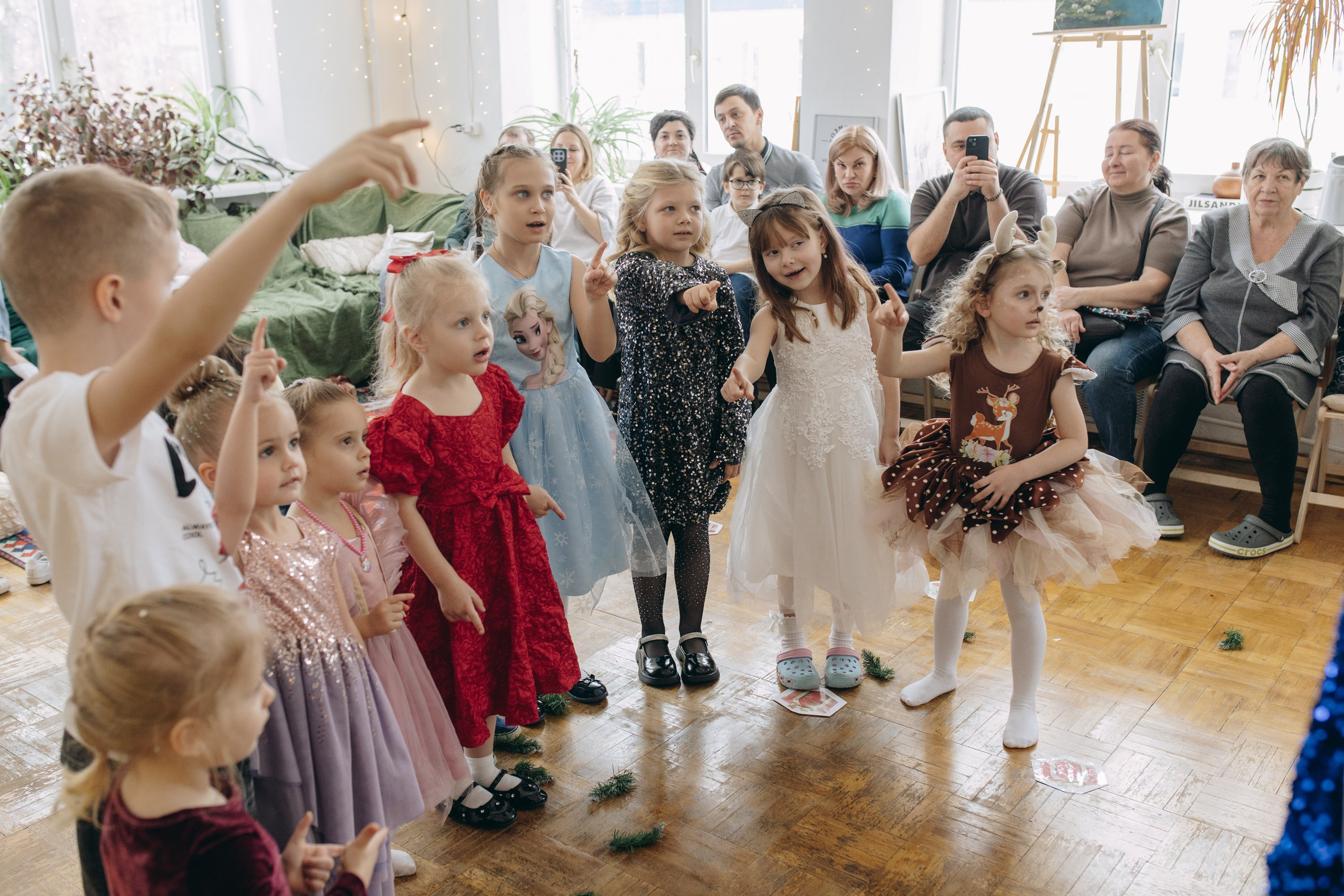 Фотограф на детский праздник москва, фотограф на детский день рождения. Свадебный фотограф Москва. Семейный фотограф. Предметная съемка, съемка одежды
