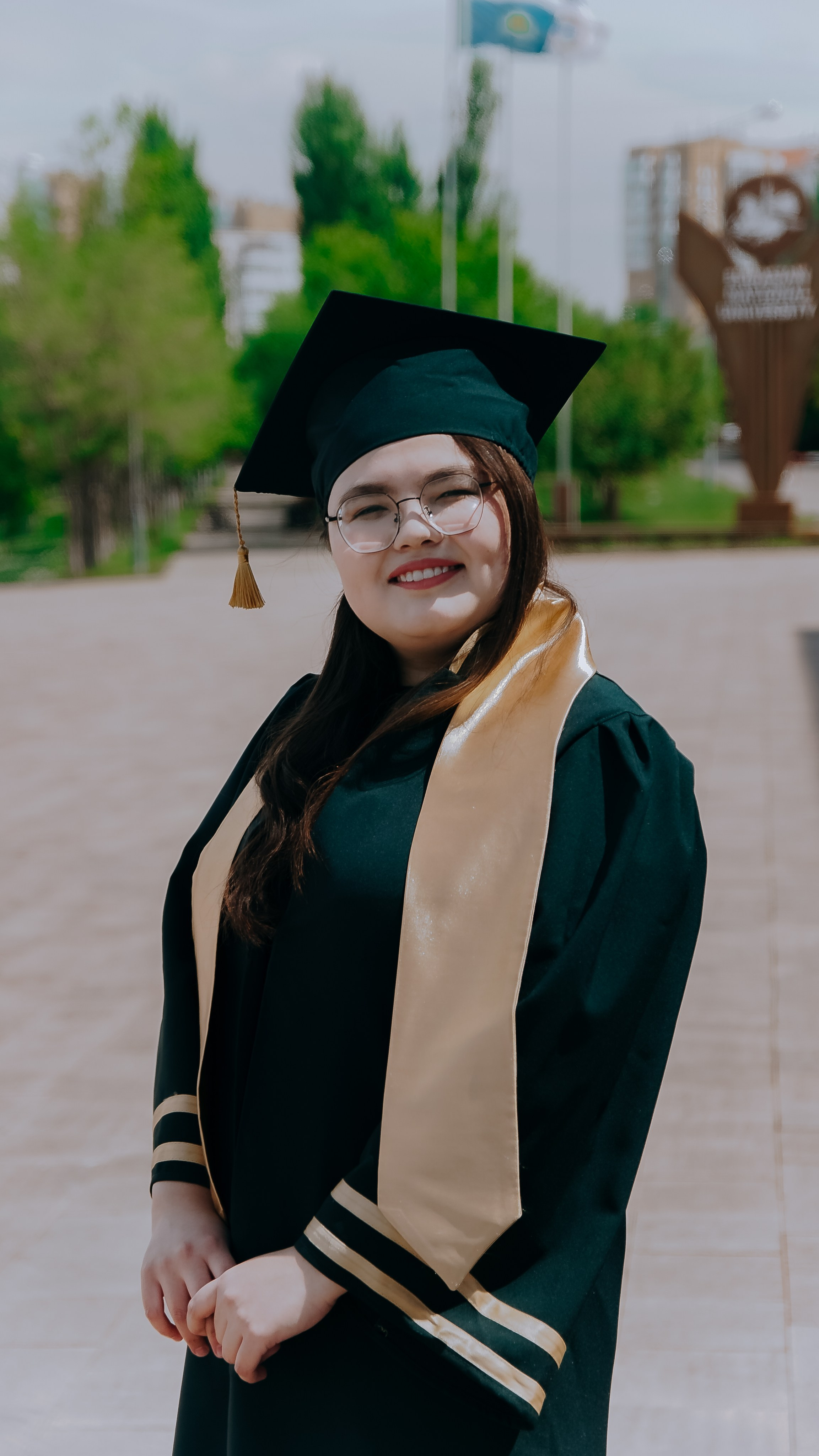 Выручение диплома ЕНУ. Уличный и студийный фотограф в Астане Ержанов Нурасыл