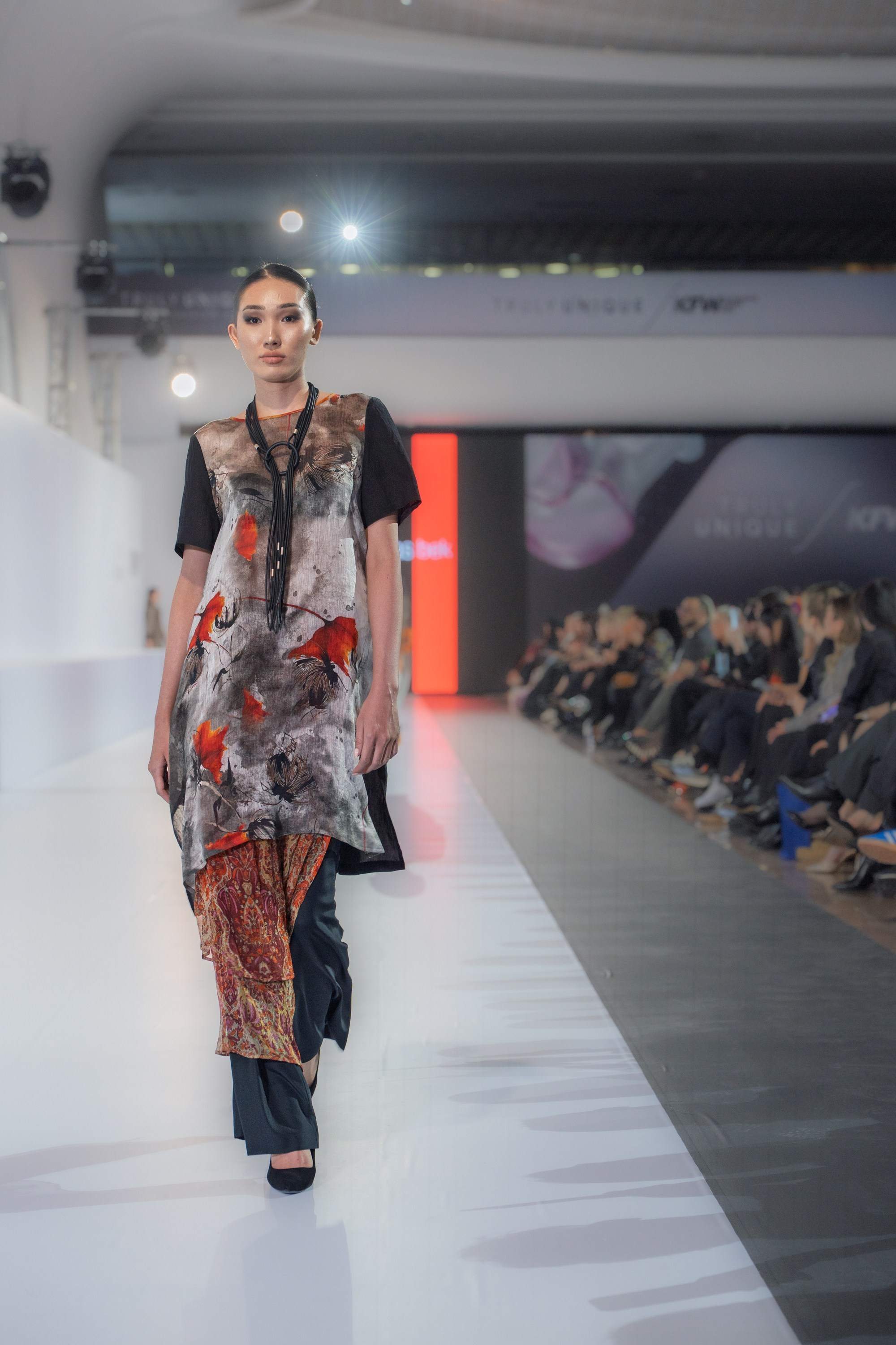 Yerlan Zholdasbek. Сайт Алматинского НЮ АРТ, будуар и фэшн фотографа Дениса Карпенко