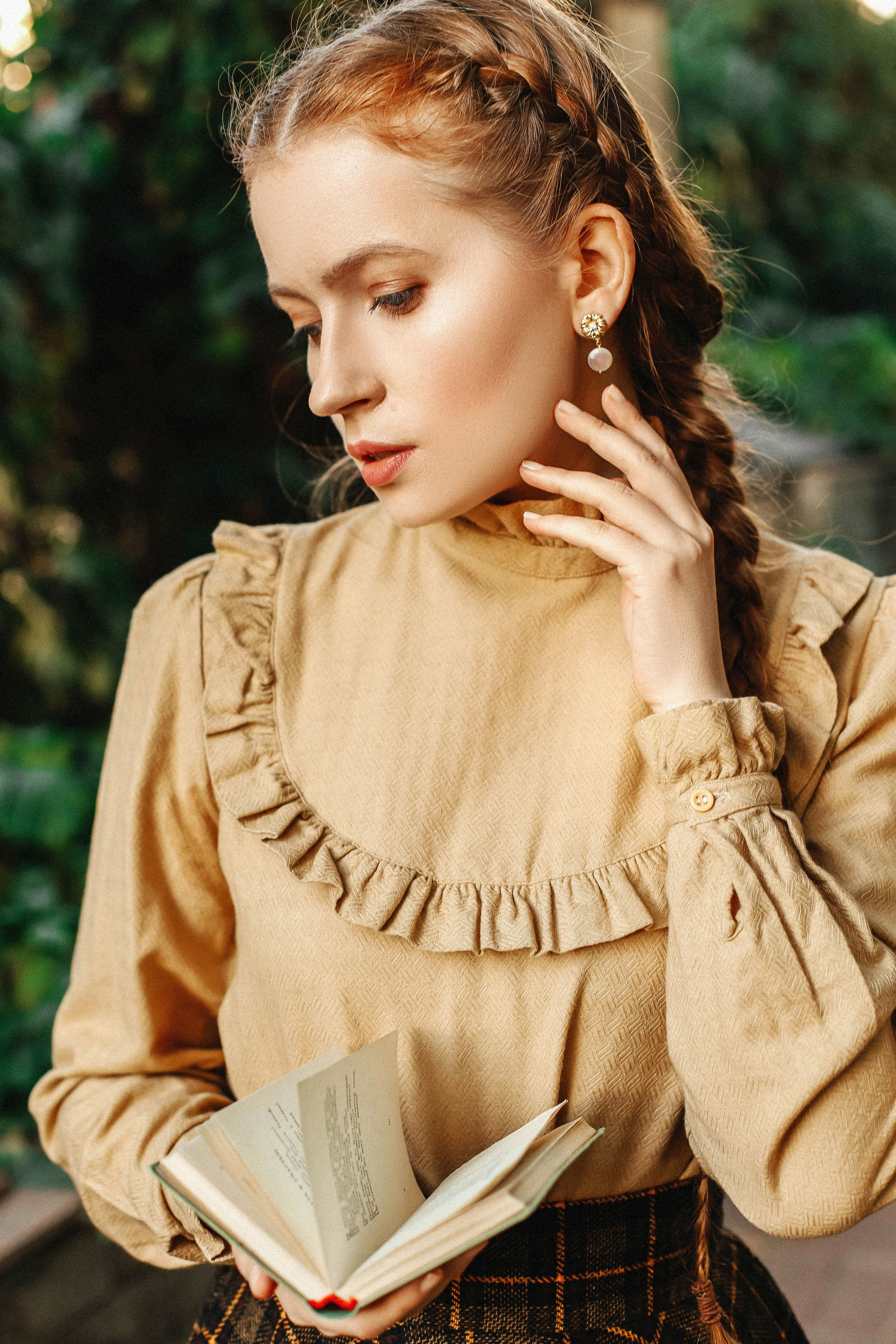 Женская осеняя винтажная фотосессия в Москве. Свадебный и семейный фотограф в Москве