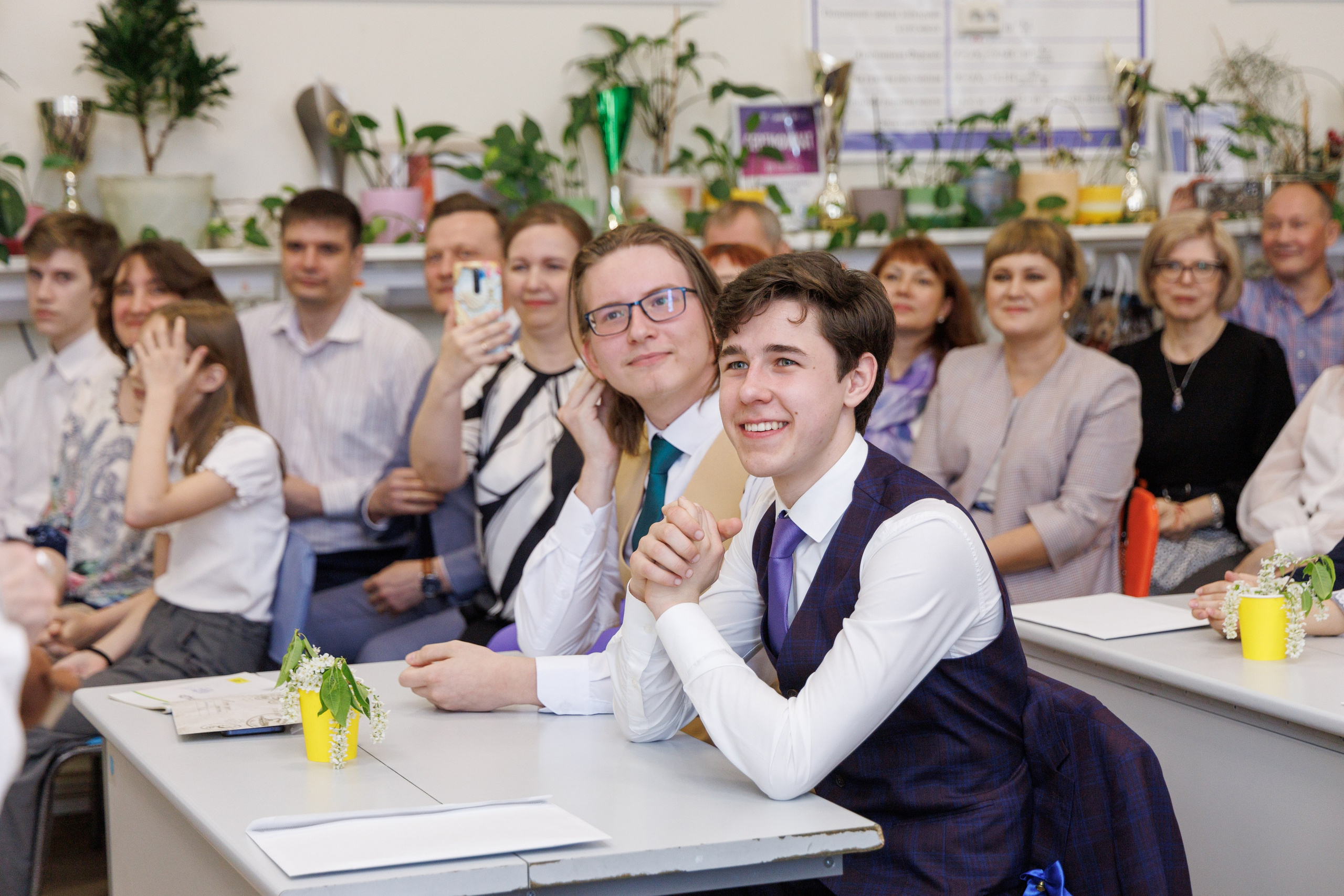 Последний звонок 9 гимназия. Фотостудия «Стрекоза»