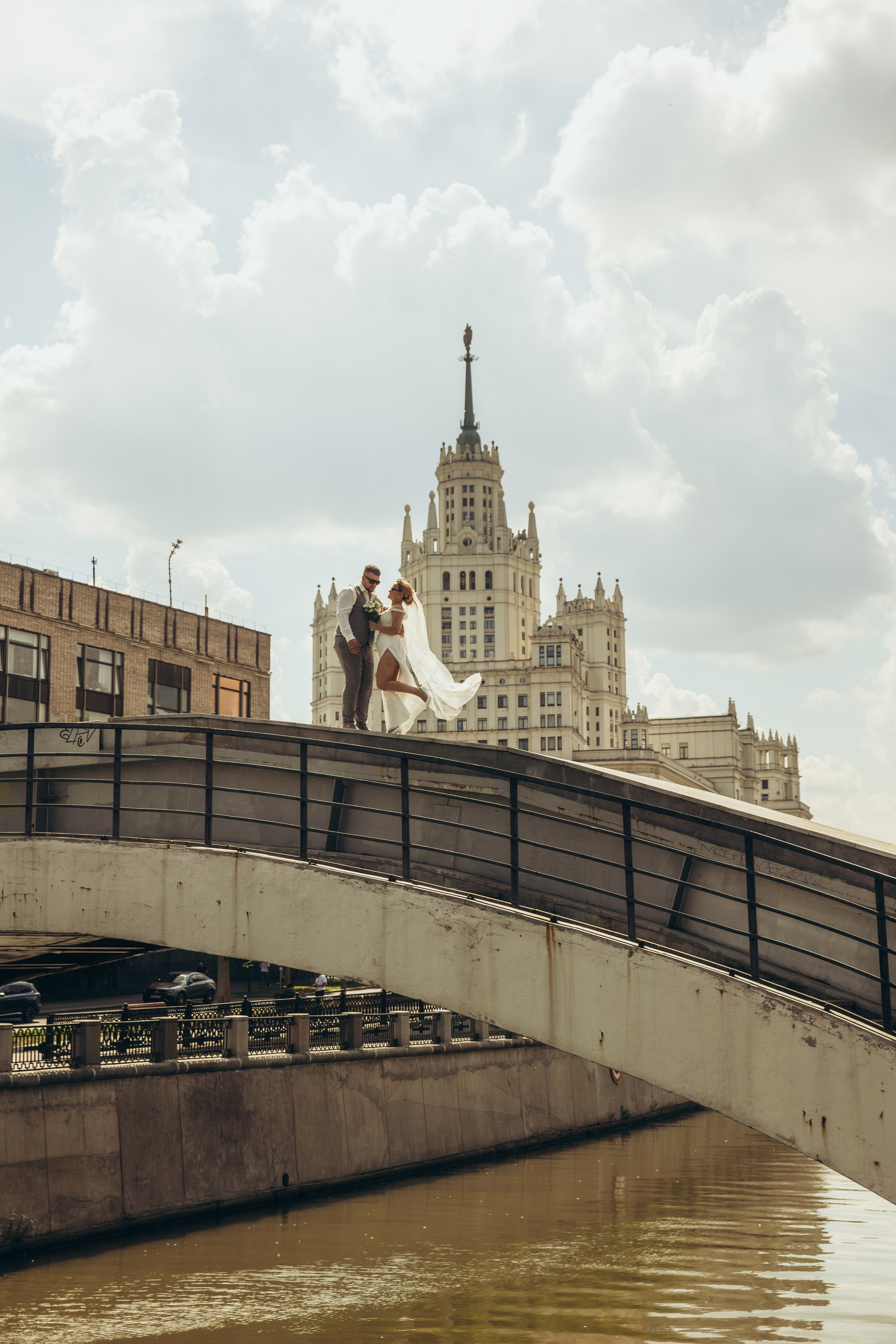 Тессинский мост свадьба. Свадебный и семейный фотограф Москва и Московская область