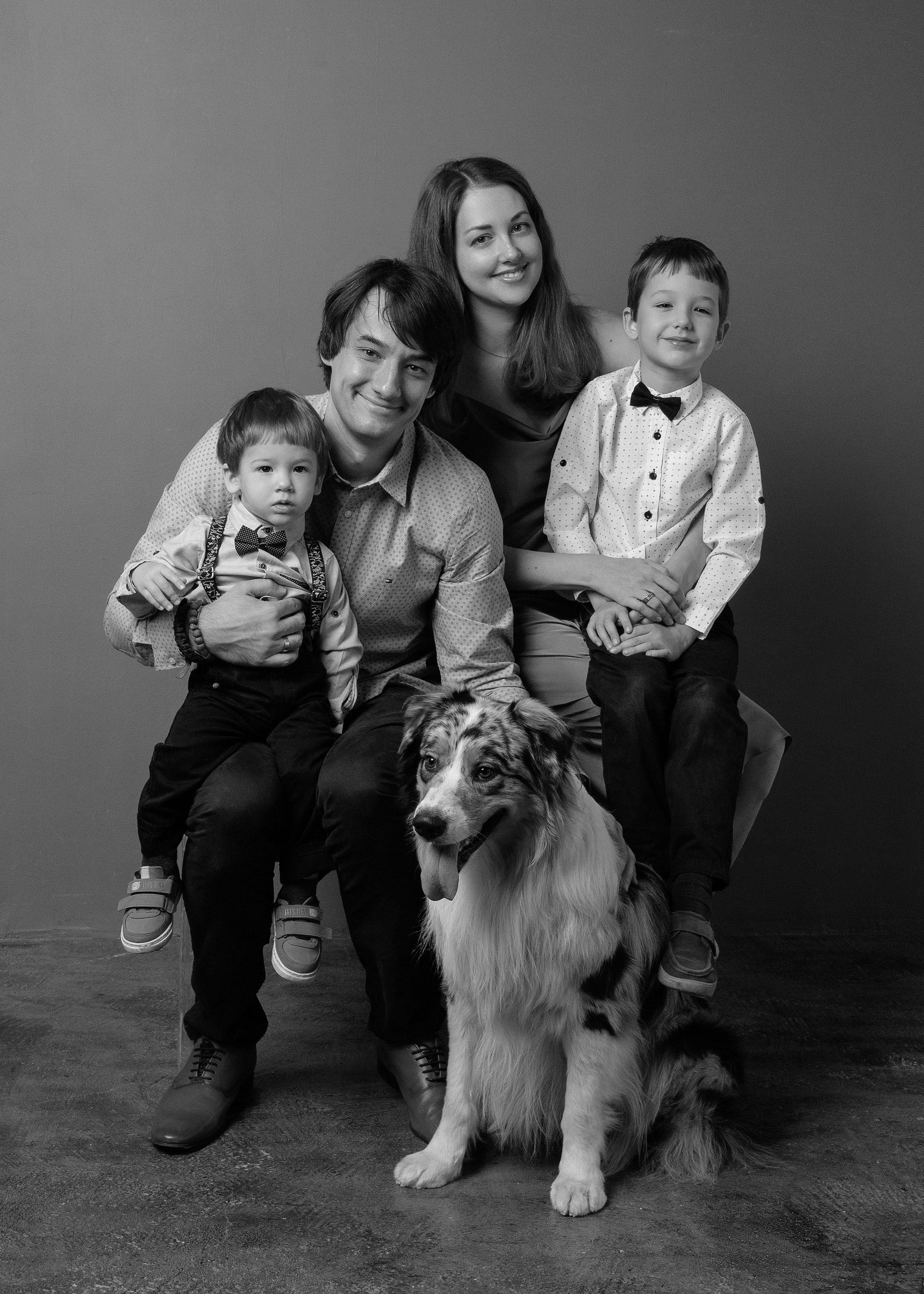 Владимир с семьёй. Фотограф беременности в Екатеринбурге Илона Филатьева