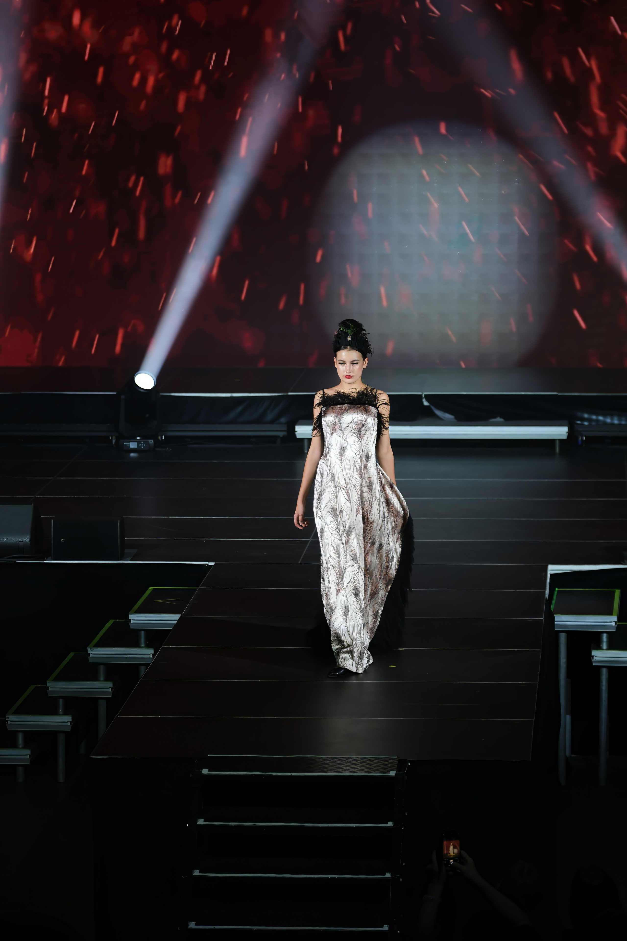 Подиумный спектакль «Стиль Надежды». Добро пожаловать в студию «Цифровой скульптор»  где искусство встречается с технологиями!