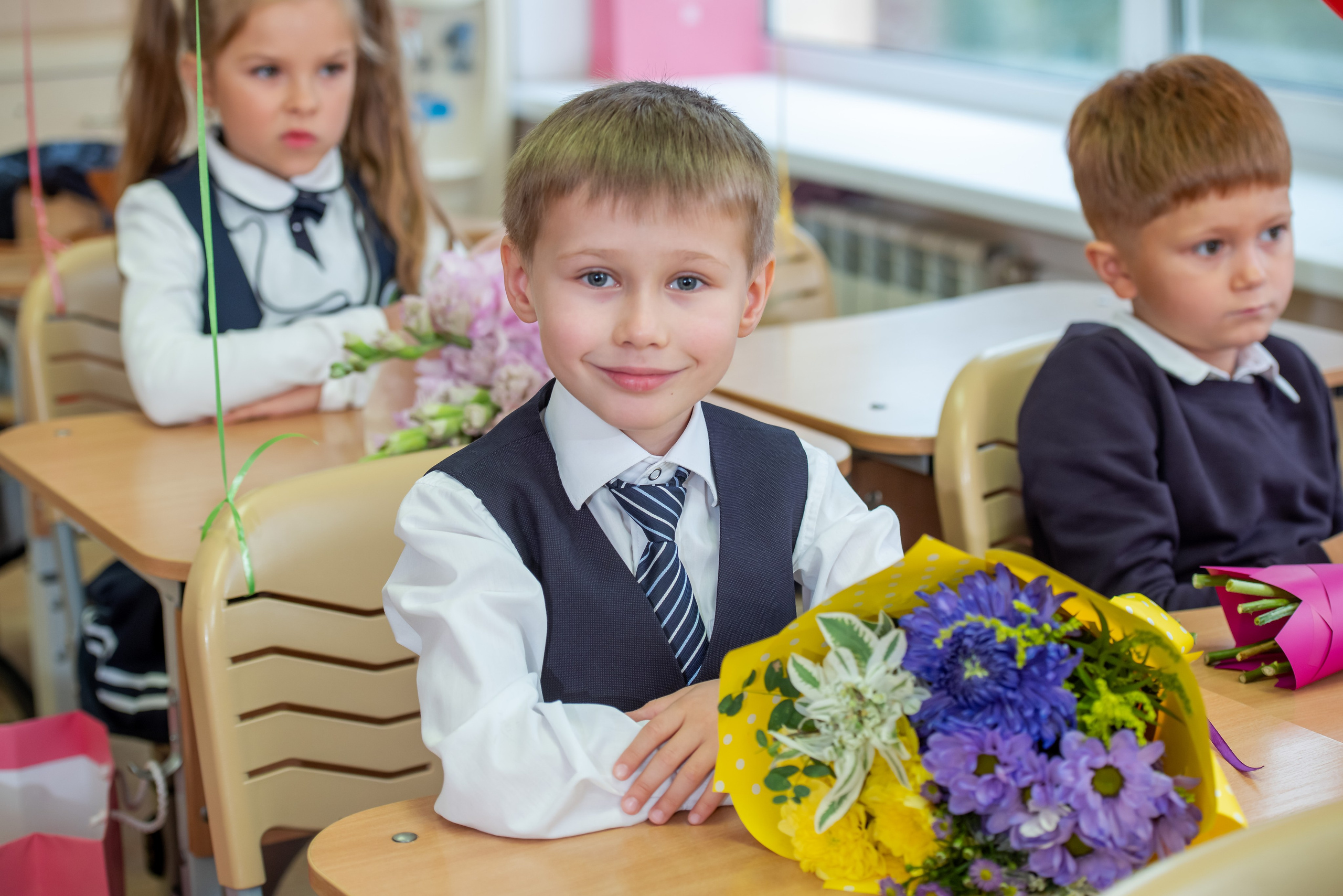 1 сентября «Новая школа». Выпускные альбомы в Севастополе, Крыму и Екатеринбурге