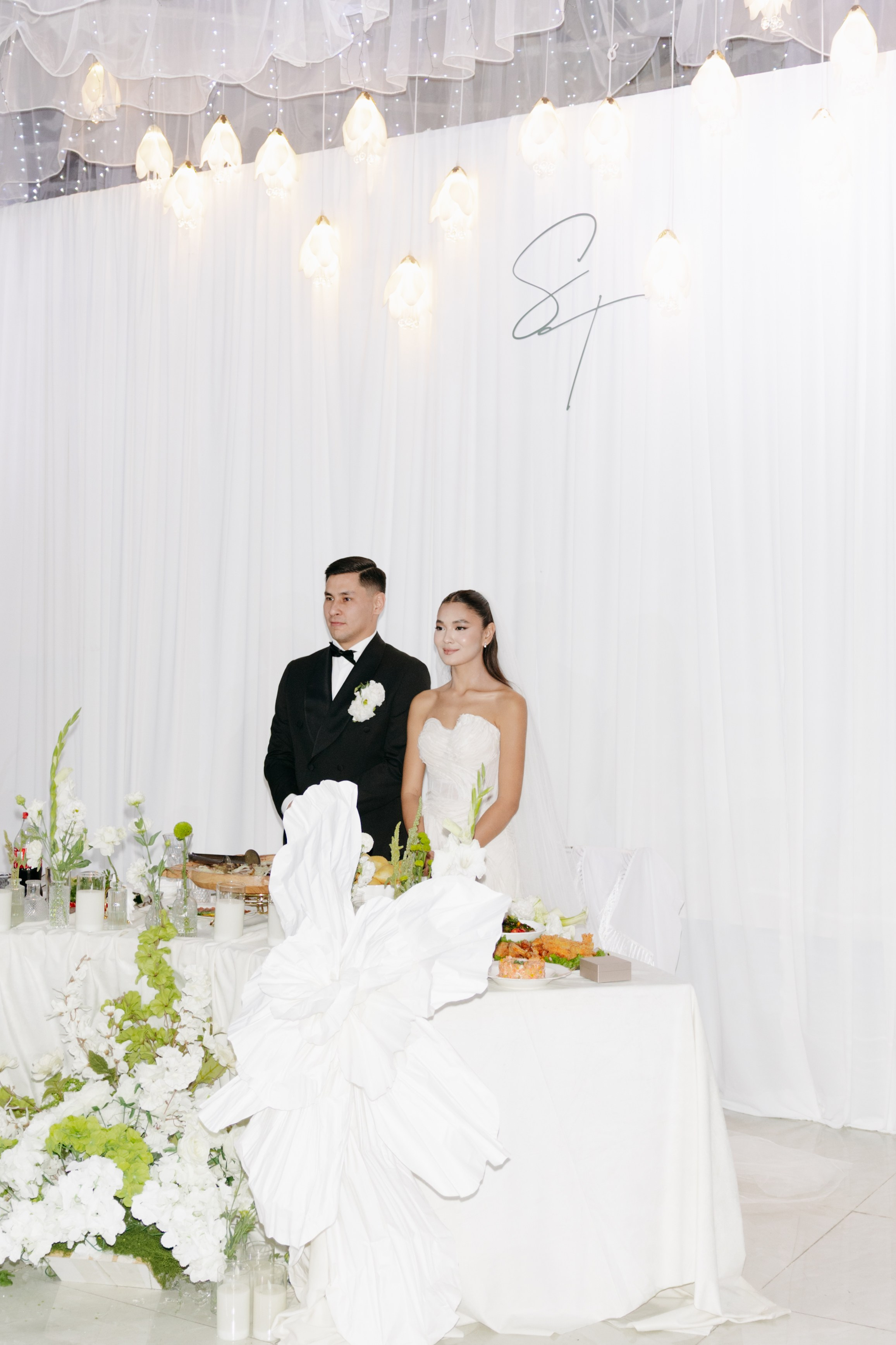 Sanzhar & Tomi. Batr Kanatkali