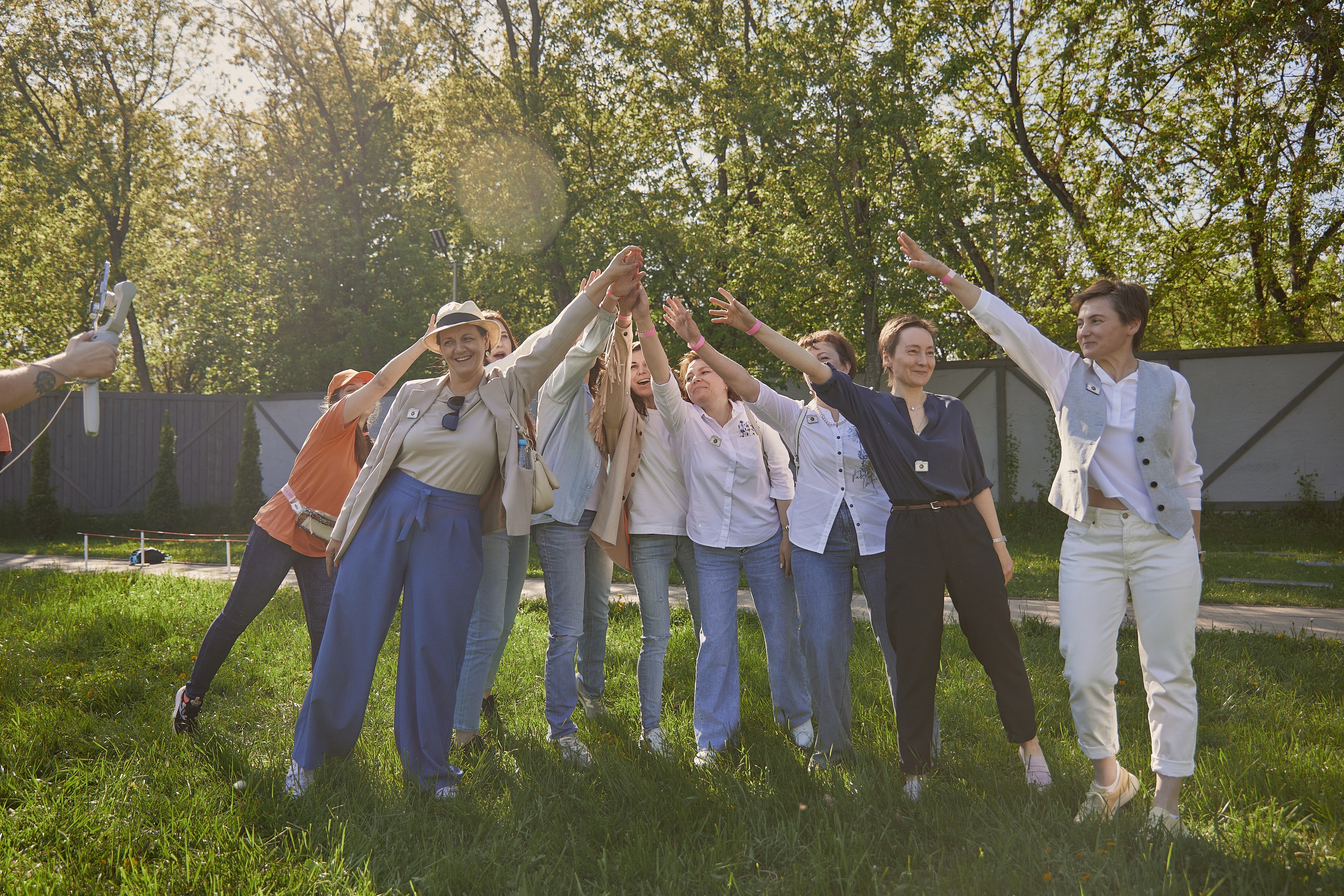 Выпускной Karneeva.online 2024. Репортажный и семейный фотограф Ухова Наталья в Москве