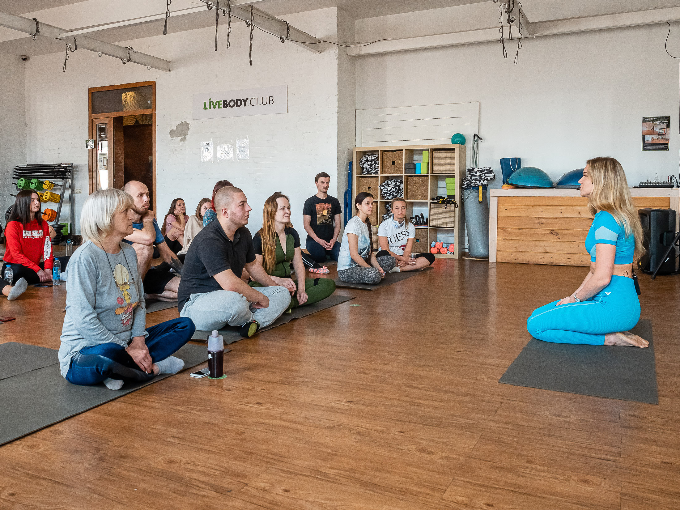 Репортаж с медитации АУМ. Отличные фотографии своих близких, своего бизнеса или даже себя. СПб