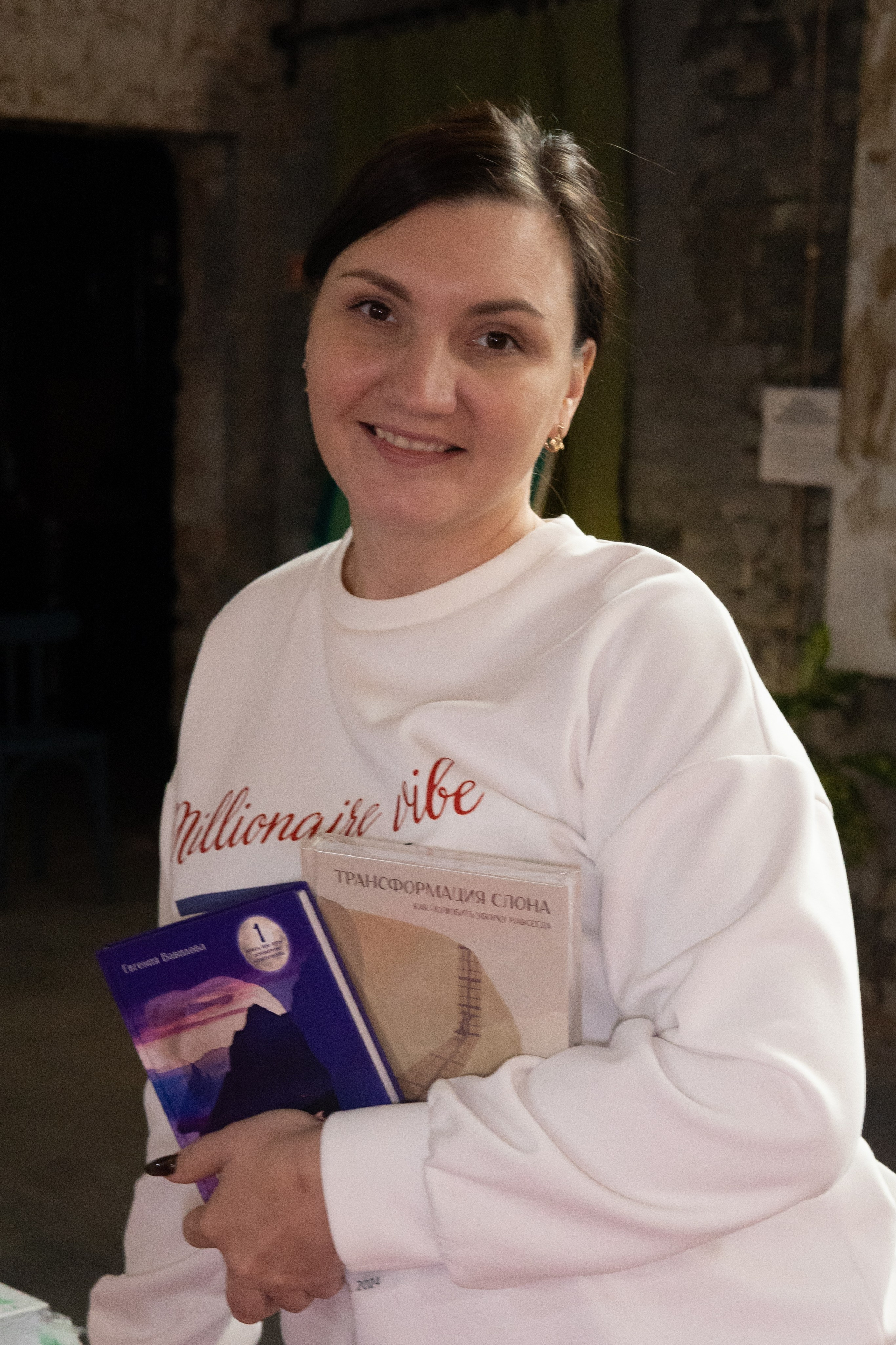 Выставка «АНГЕЛЫ МИРА». Фотограф Красноярск съемки лавстори, фотосессия в студии, портретная съемка, творческие фотосессии