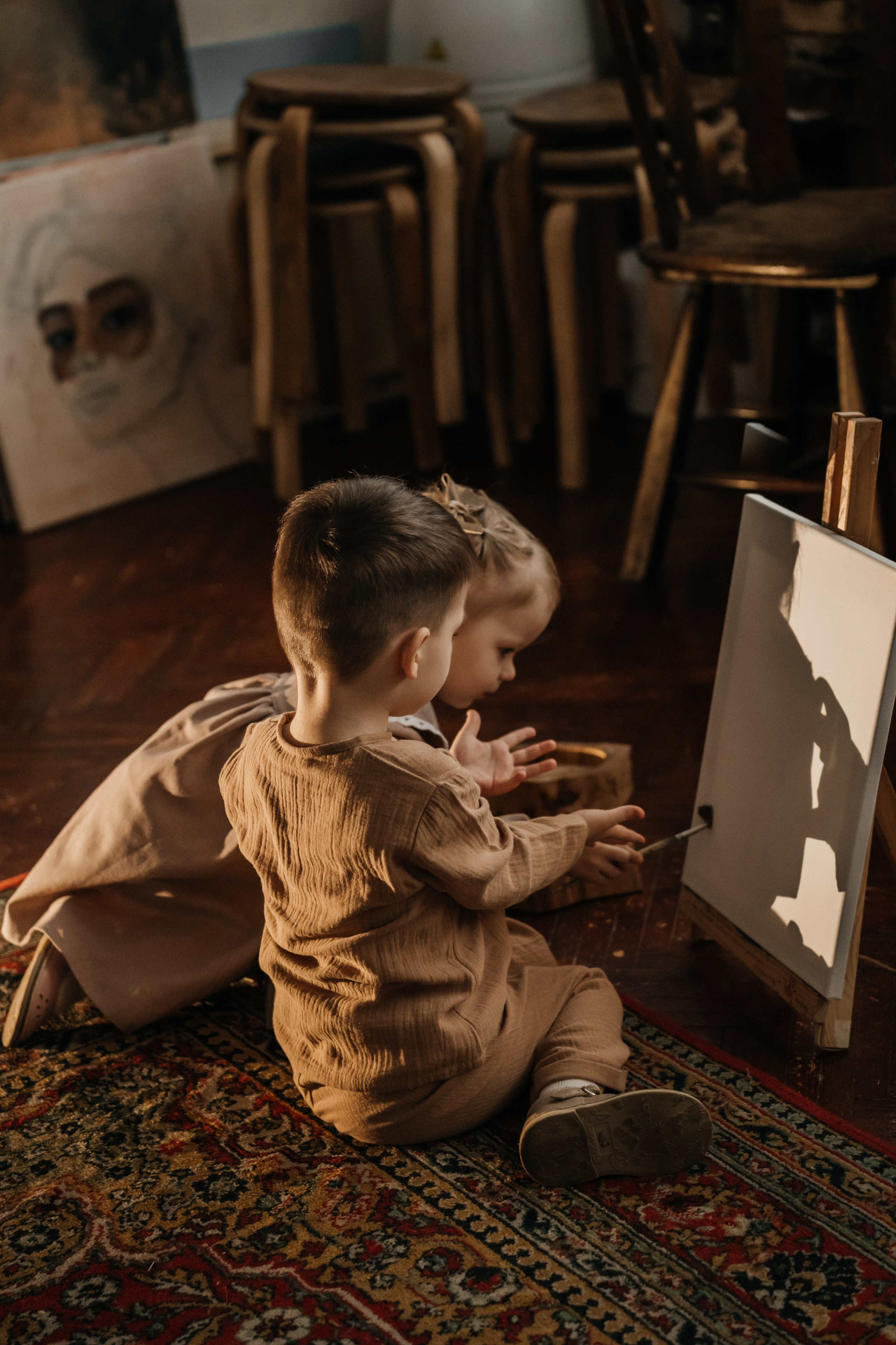 В мастерской. Ваш фотограф Вика Артемова