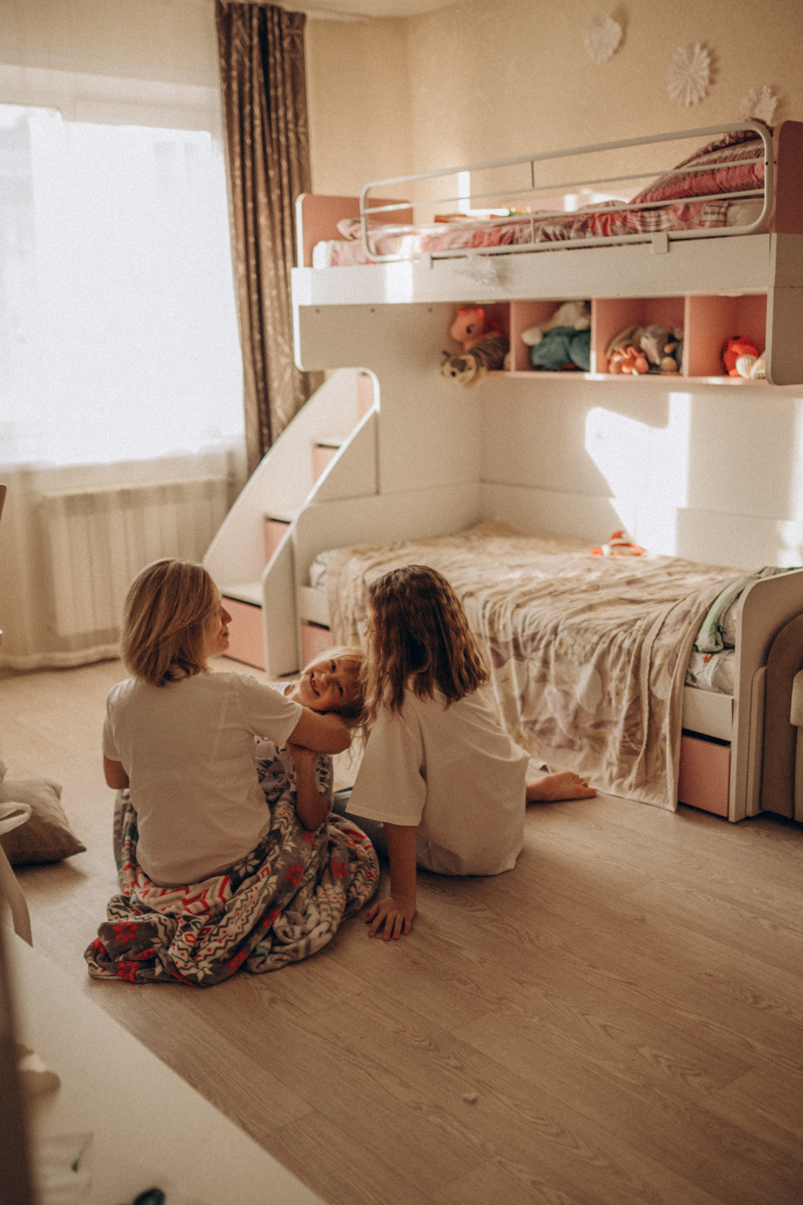 Алена, София, Лилия и Егор. Семейный фотограф lifestyle в Новосибирске Елена Шпилевая