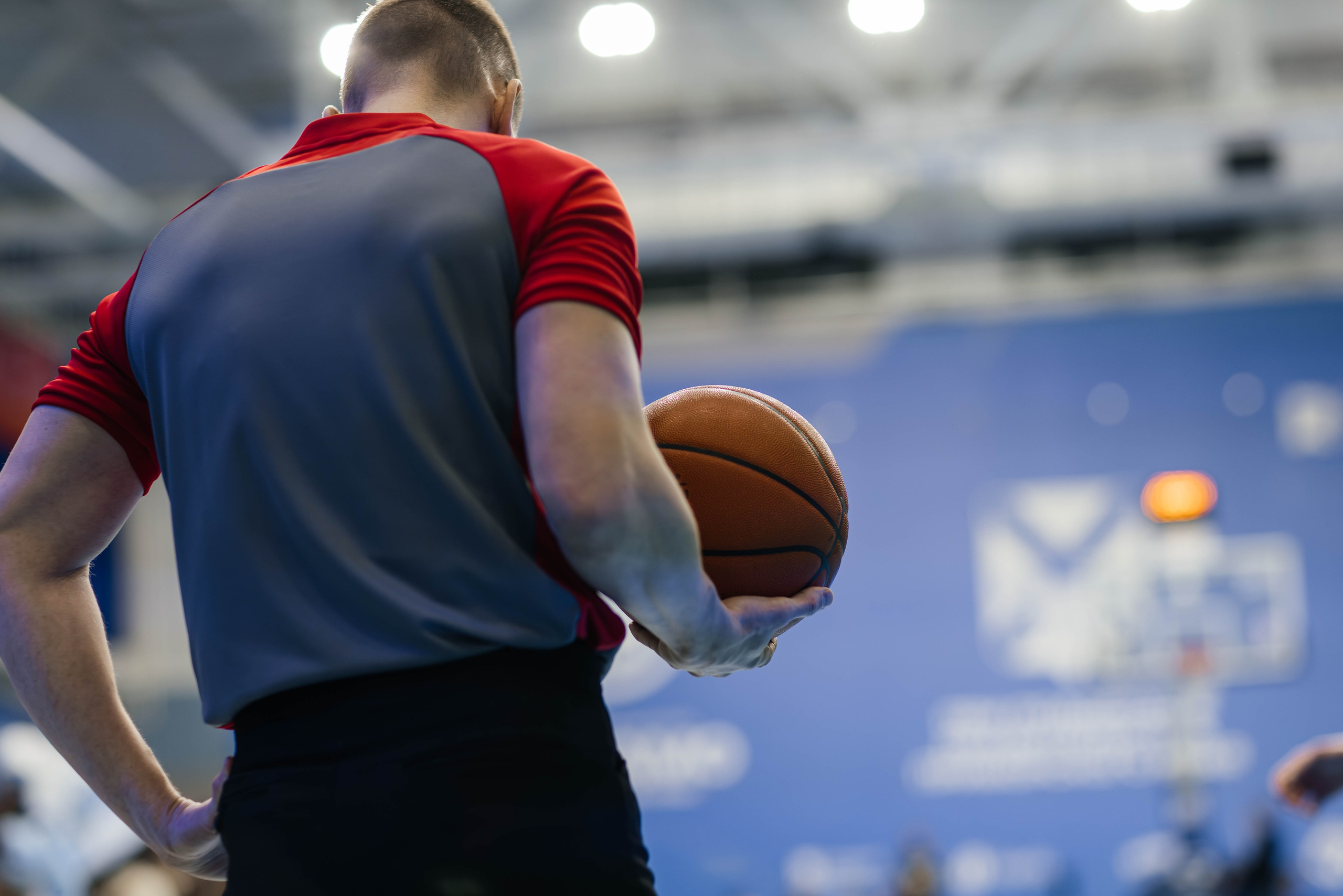 Баскетбол — Динамо. Репортажный и свадебный фотограф во Владивостоке Максим Цой