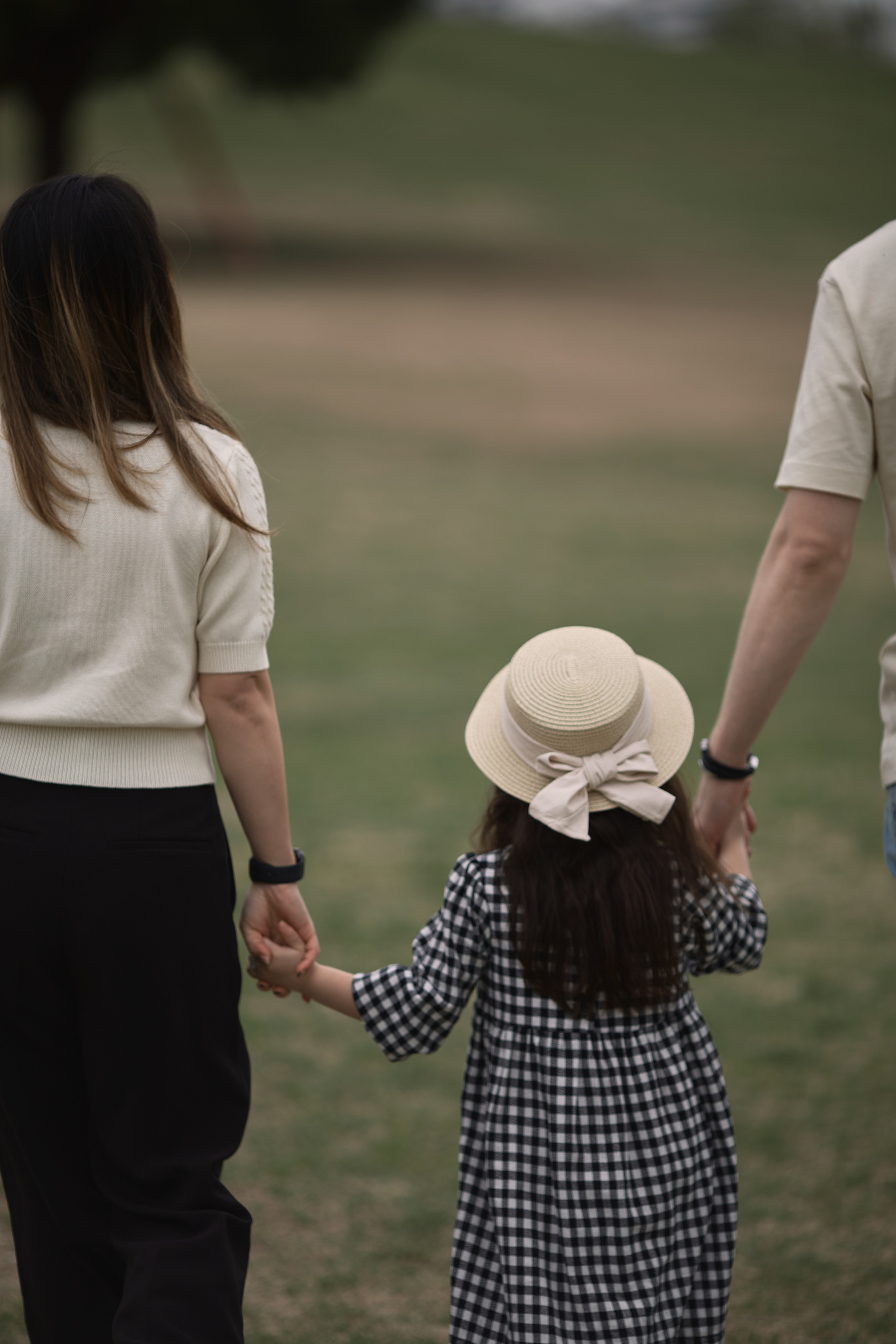 Family walk. Katerina Simina — worldwide photographer | Europe