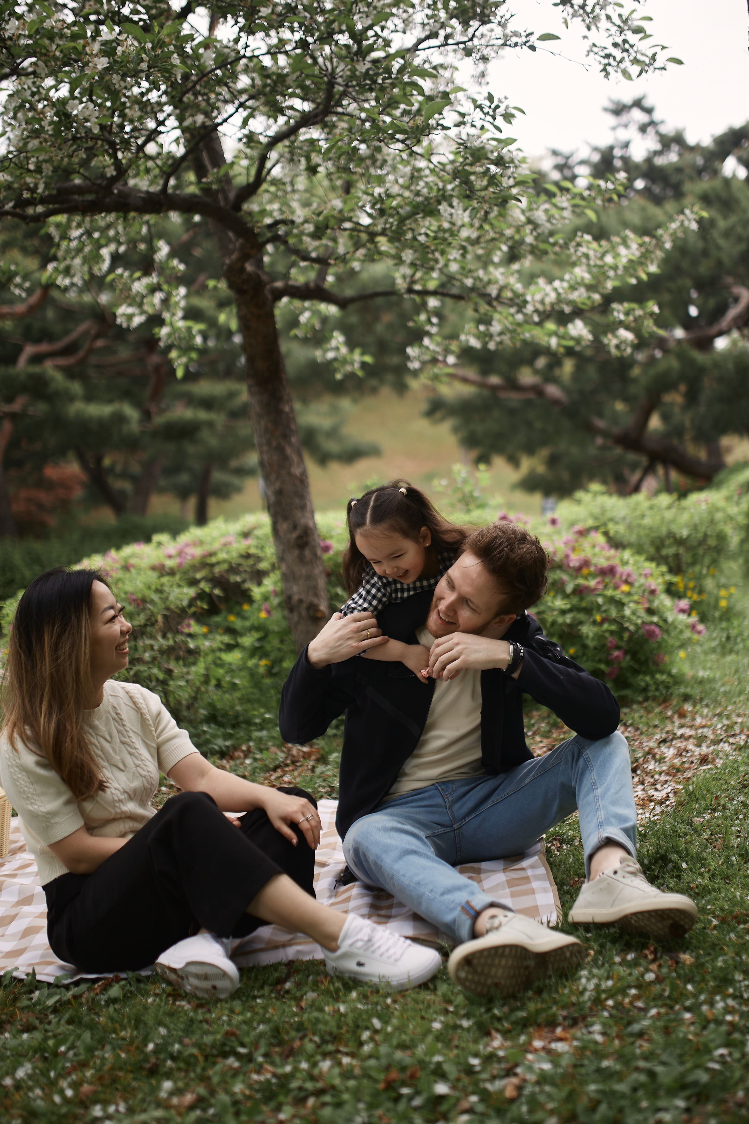 Family walk. Katerina Simina — worldwide photographer | Europe
