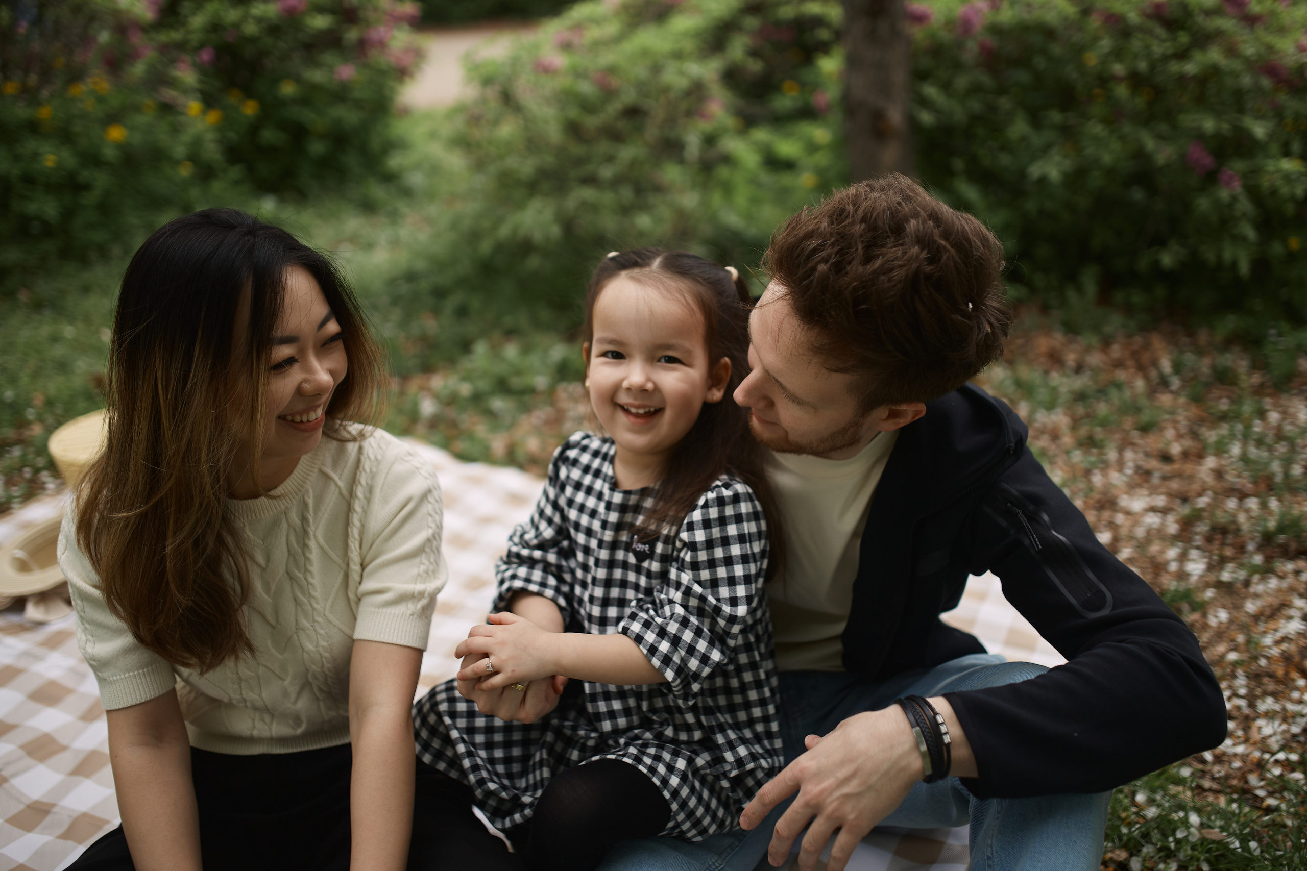 Family walk. Katerina Simina — worldwide photographer | Europe