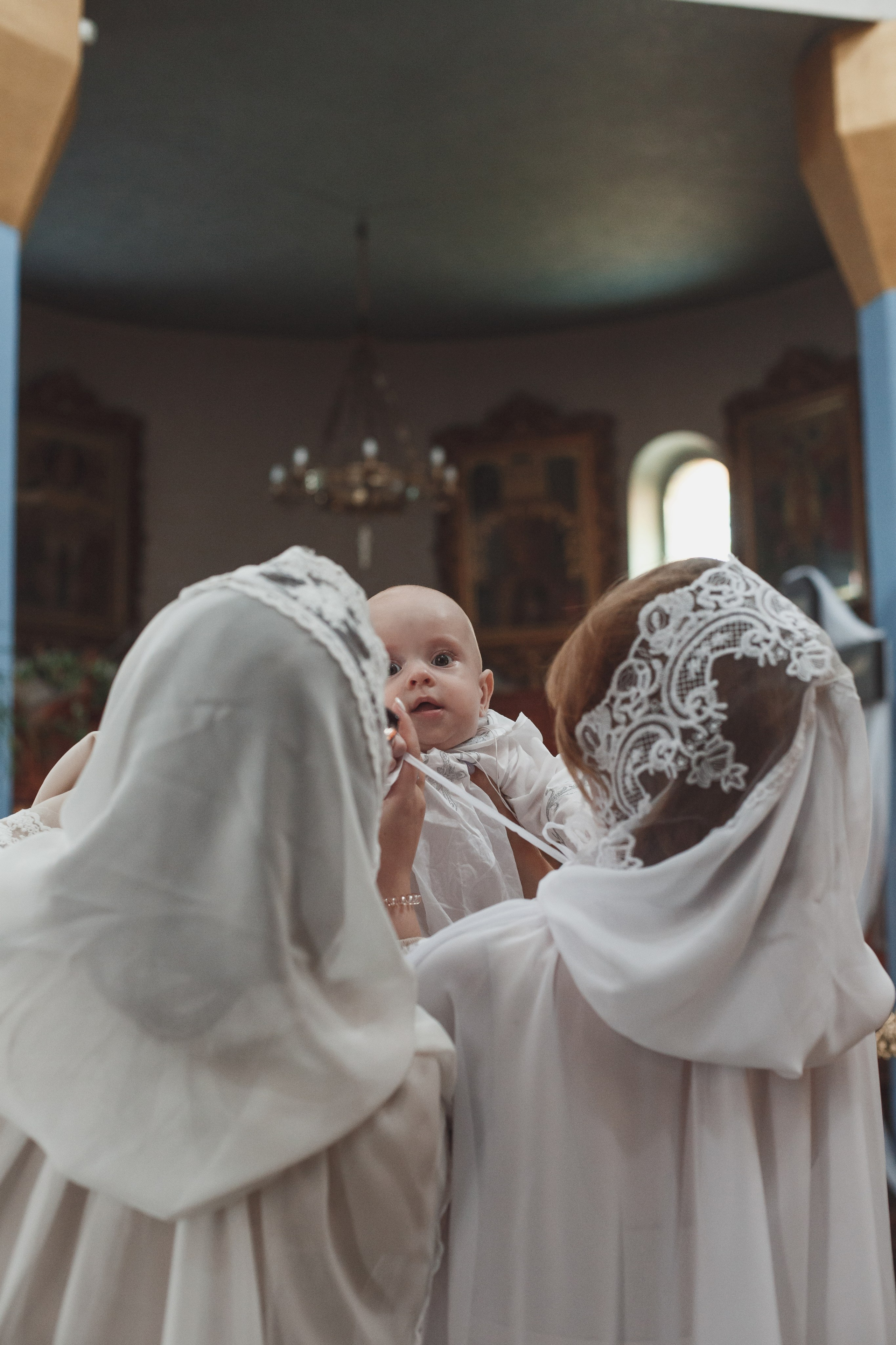 Фотосъёмка таинства крещения в Белгороде. Свадебный и контент фотограф в Белгороде Ярослав Гаврилейченко