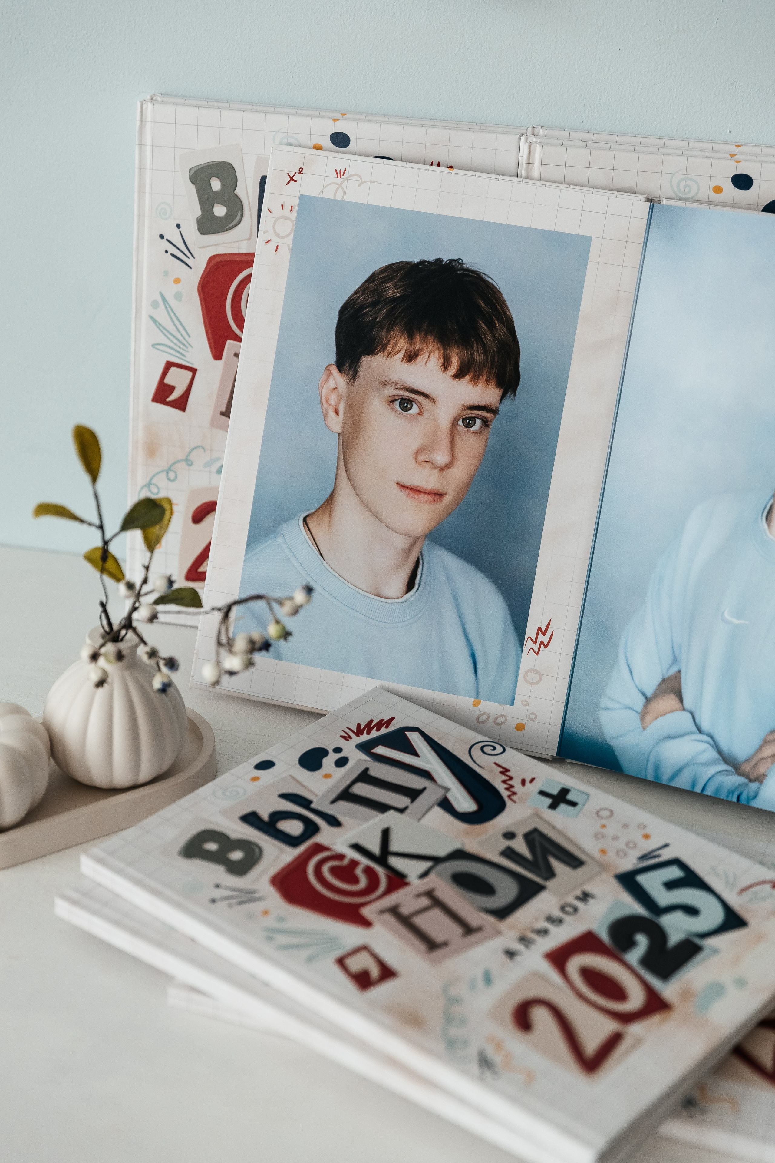 Выпускникам 9 класса Багерово 2025. ВЫПУСКНЫЕ АЛЬБОМЫ | РОВЕСНИК | КЕРЧЬ