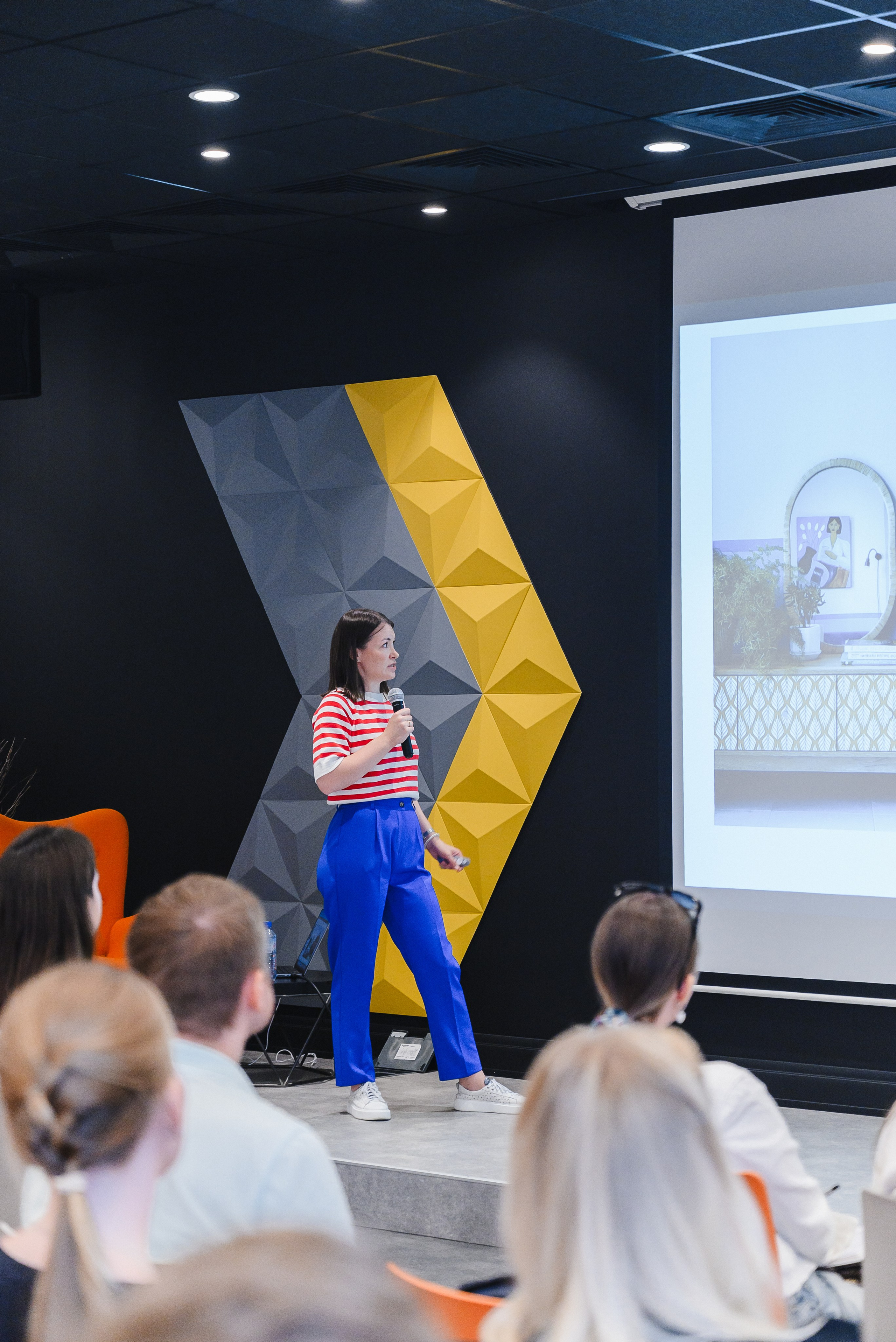 Семинар-экскурсия. Искусство колористики: современные подходы к выбору цветовых палитр. Фотограф Лопаткина Ирина